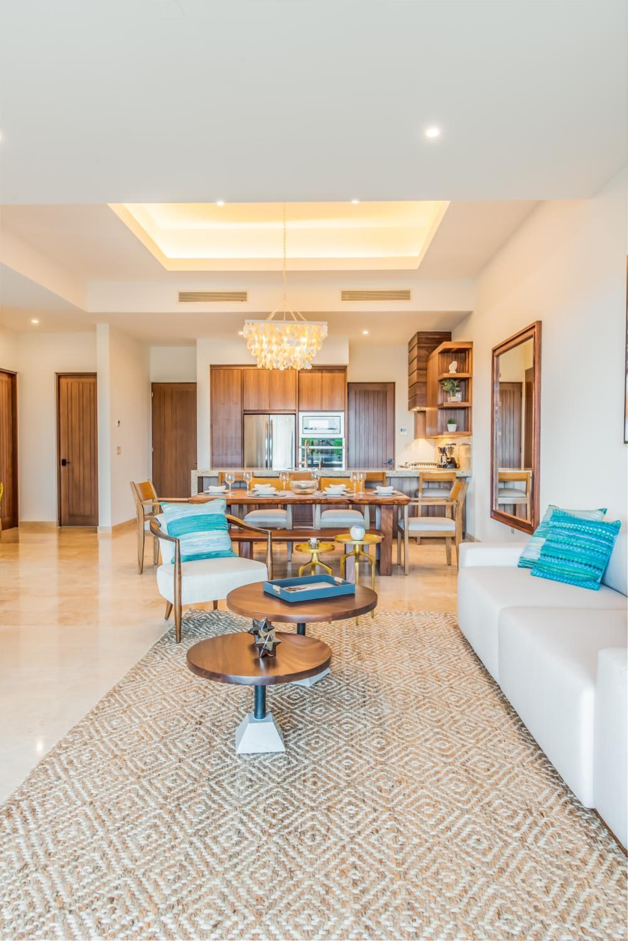 Bohari Palmilla — 30
