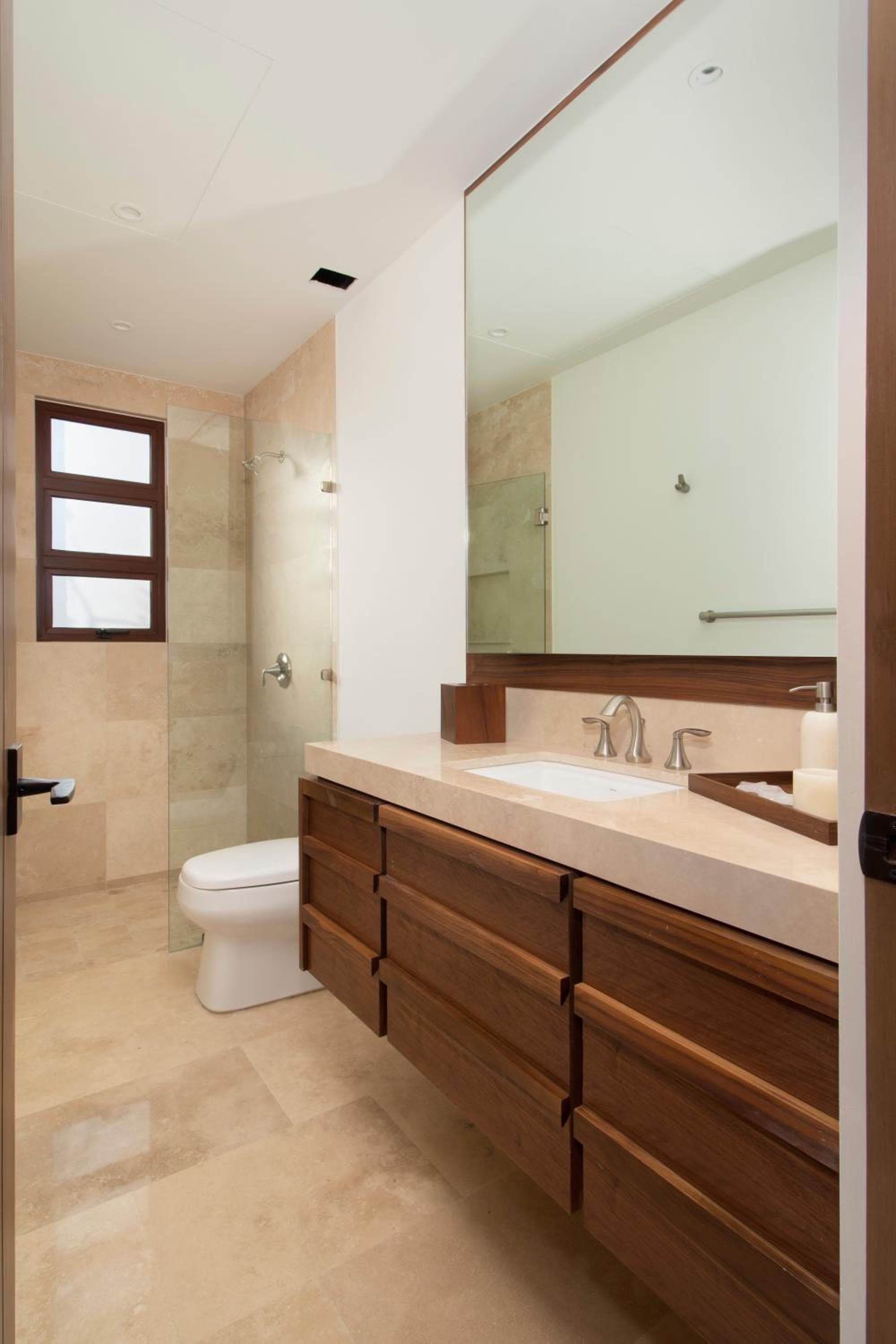 Bohari Palmilla — 17