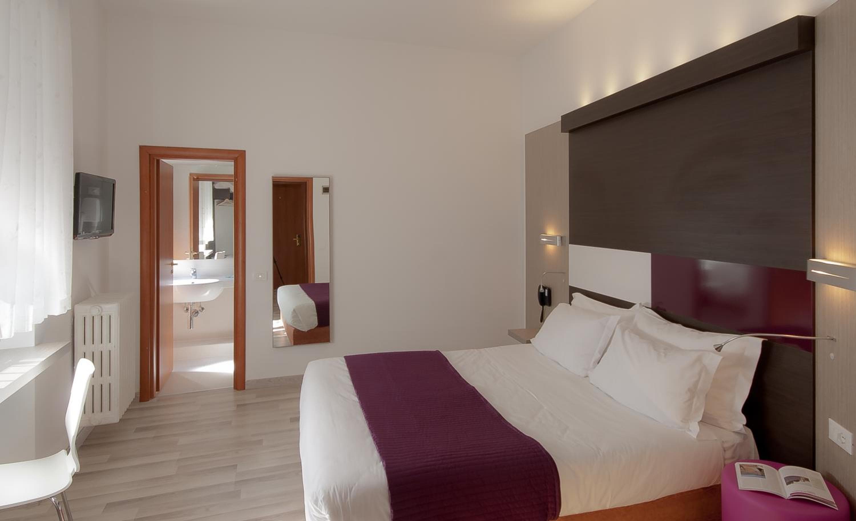 Genius Hotel in centro — 24