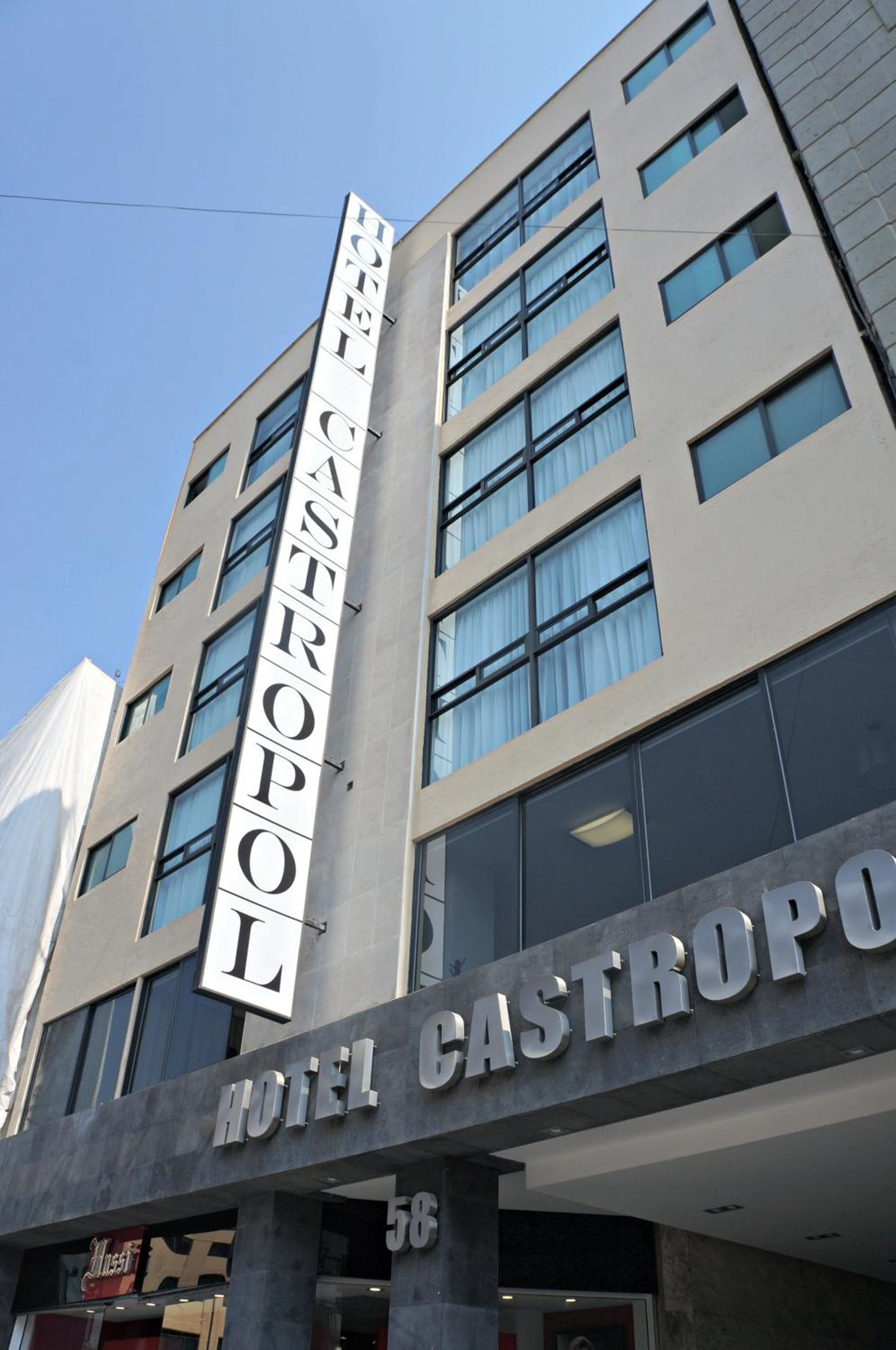 Hotel Castropol — 1