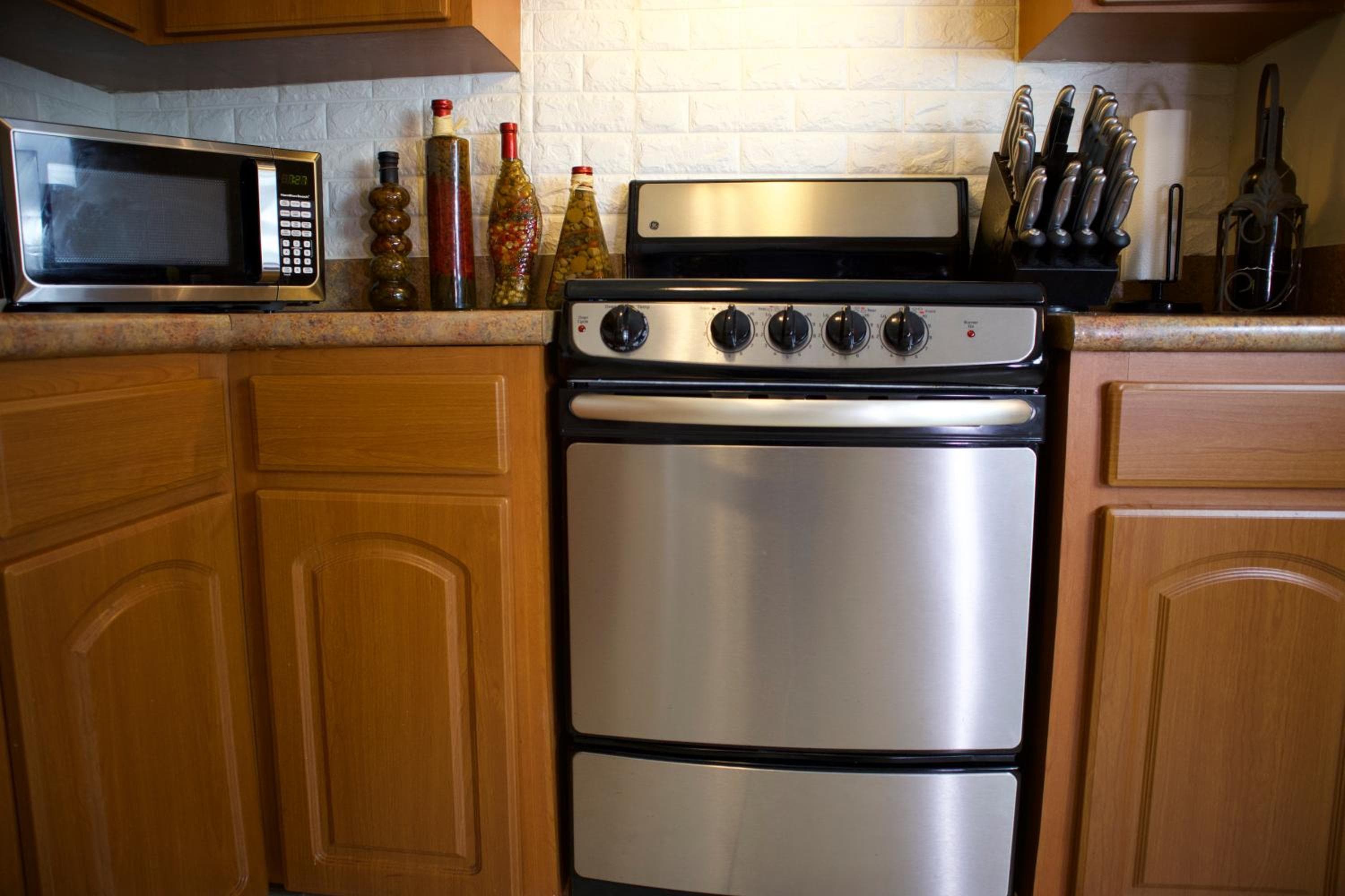 Great Location near Downtown & Airport — 26