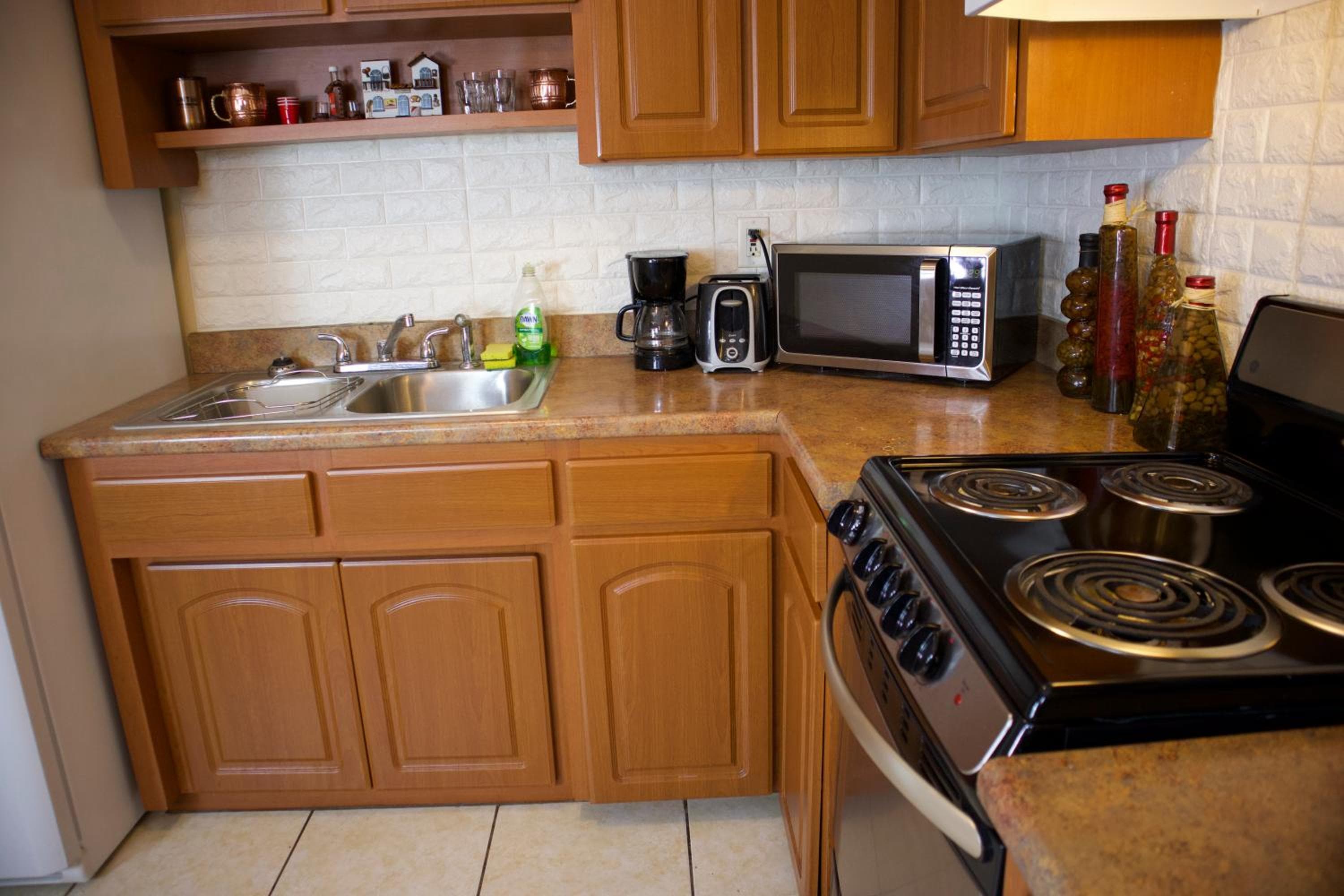 Great Location near Downtown & Airport — 5