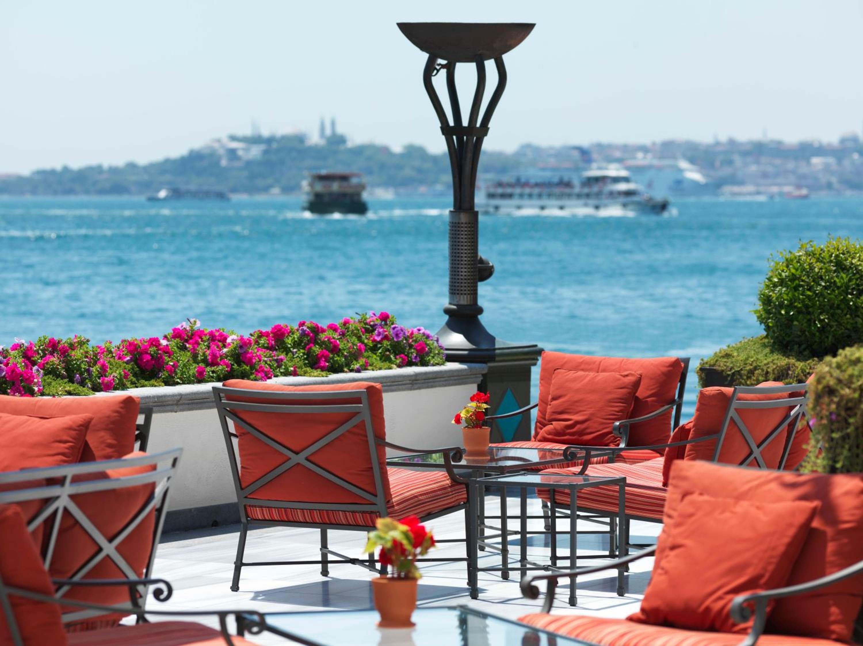 Four Seasons Hotel Istanbul at the Bosphorus — 9