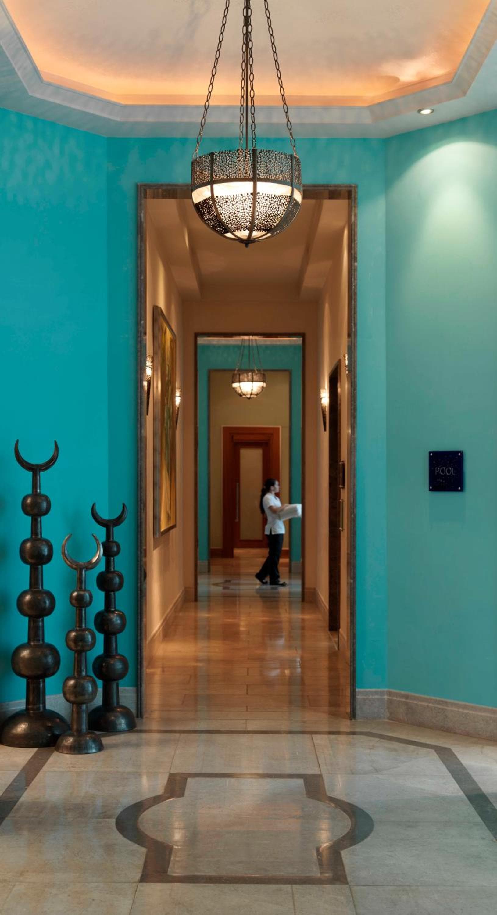 Four Seasons Hotel Istanbul at the Bosphorus — 20