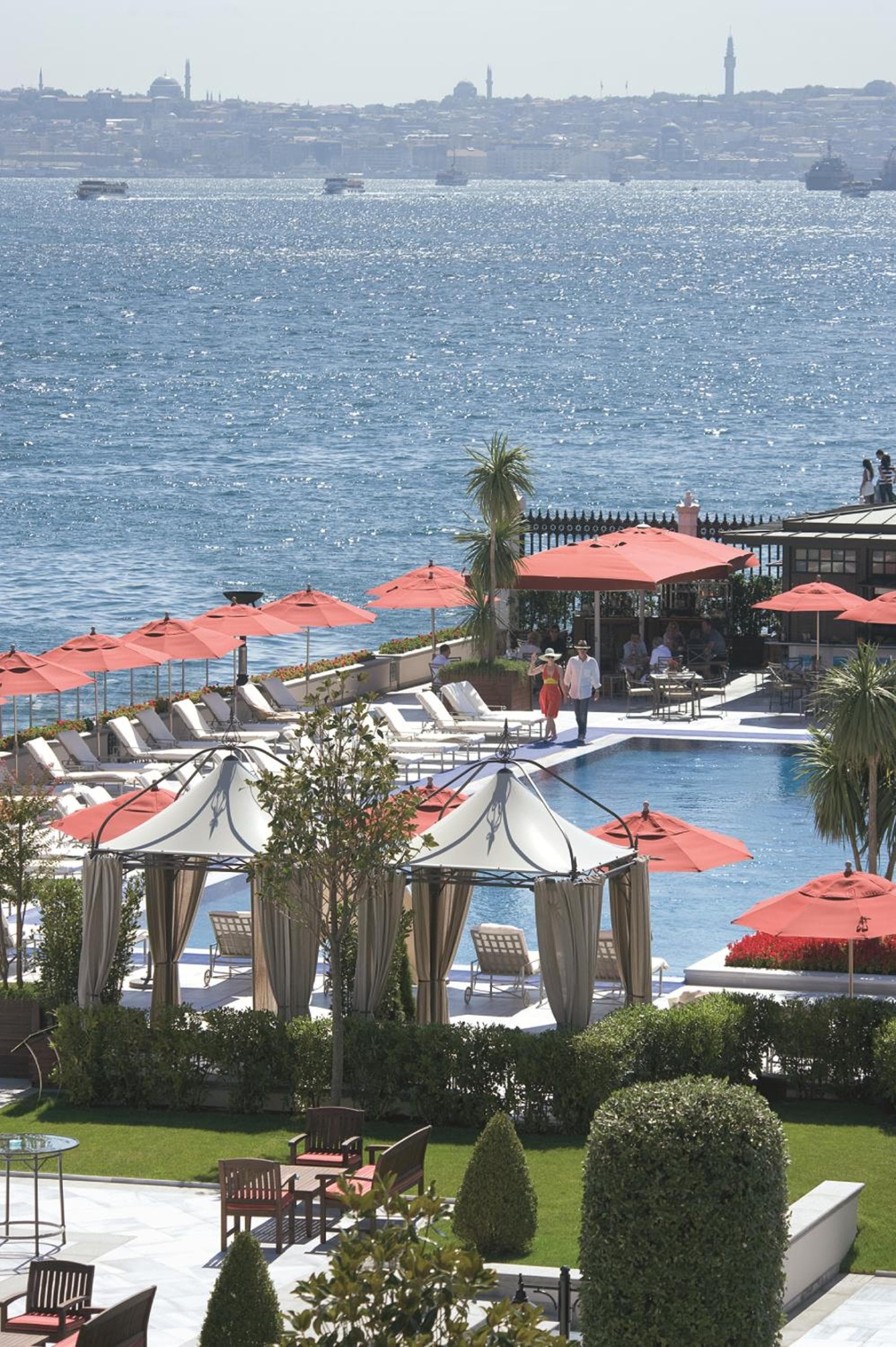 Four Seasons Hotel Istanbul at the Bosphorus — 13