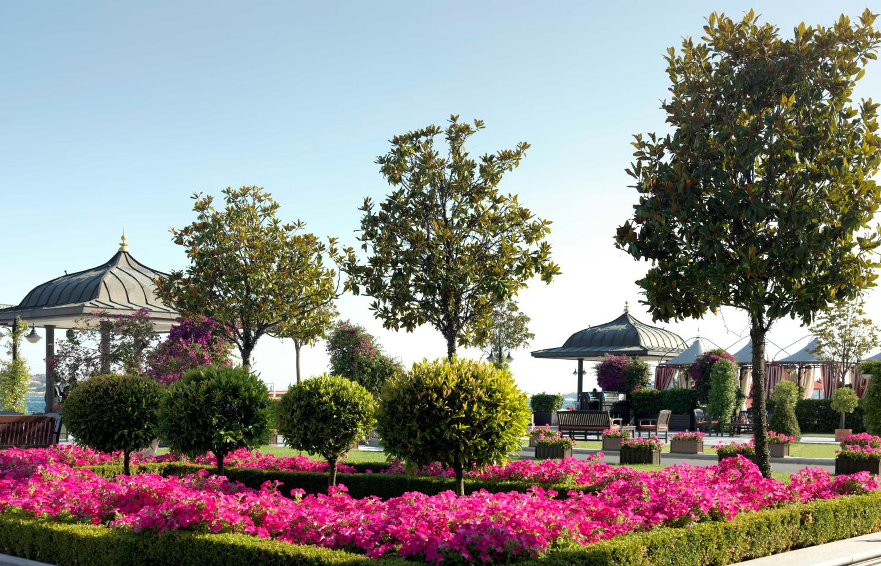 Four Seasons Hotel Istanbul at the Bosphorus — 23