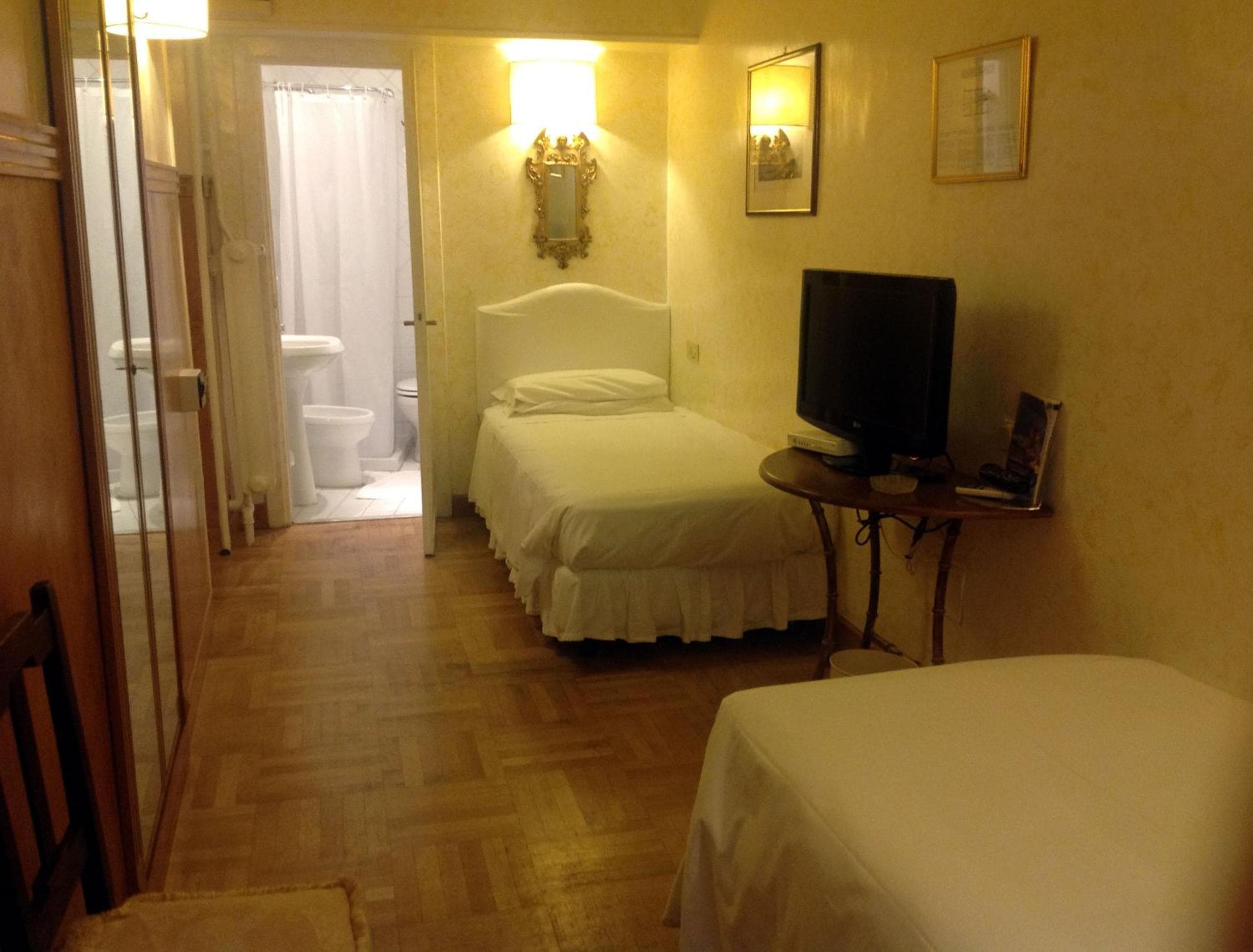 Hotel Fontana — 18