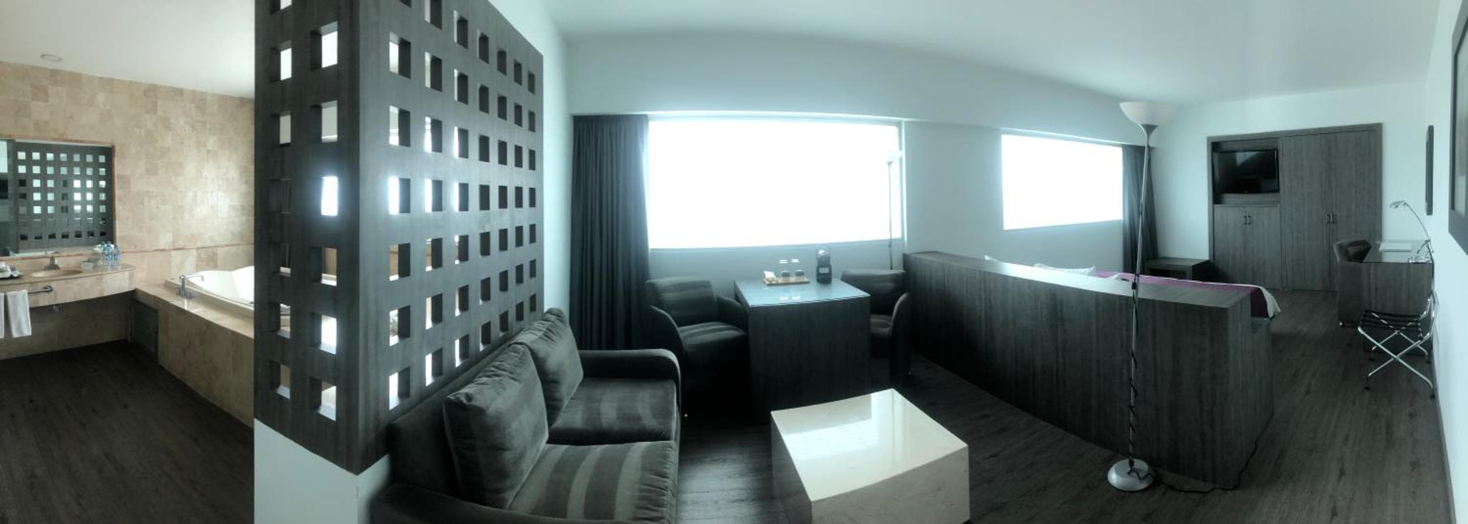Hotel Flughafen wir — 23