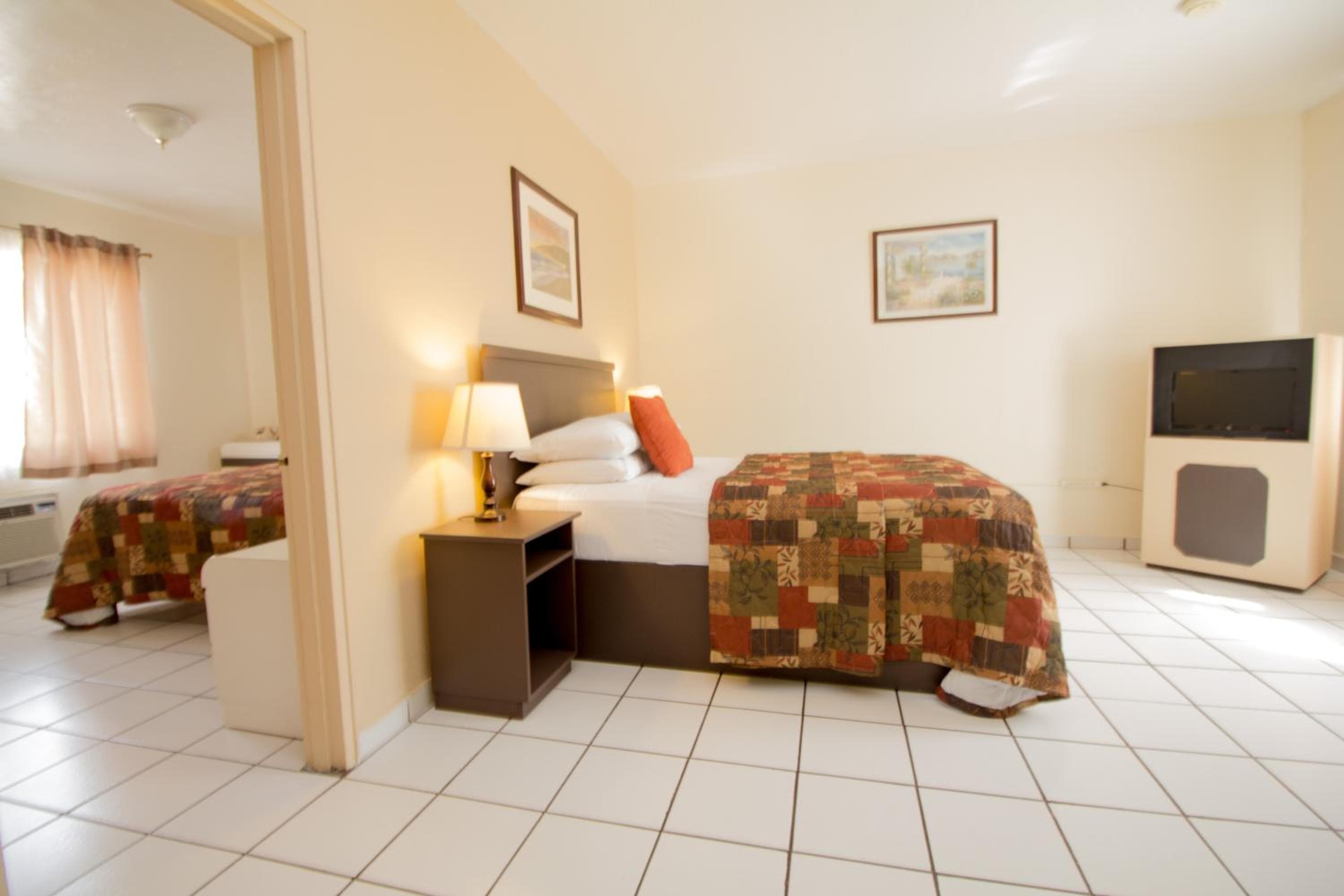 Parkway Inn — 7