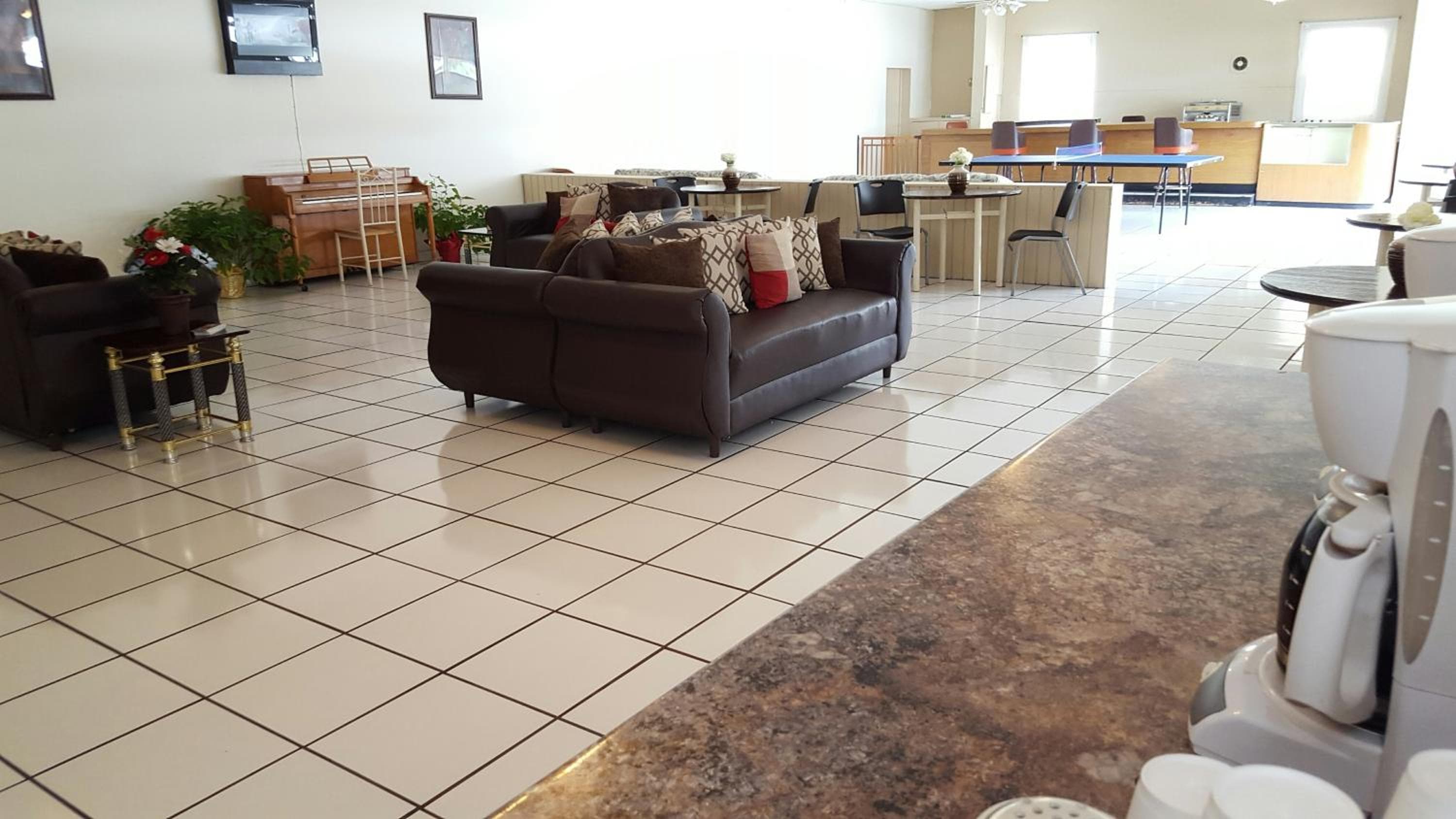 Parkway Inn — 26