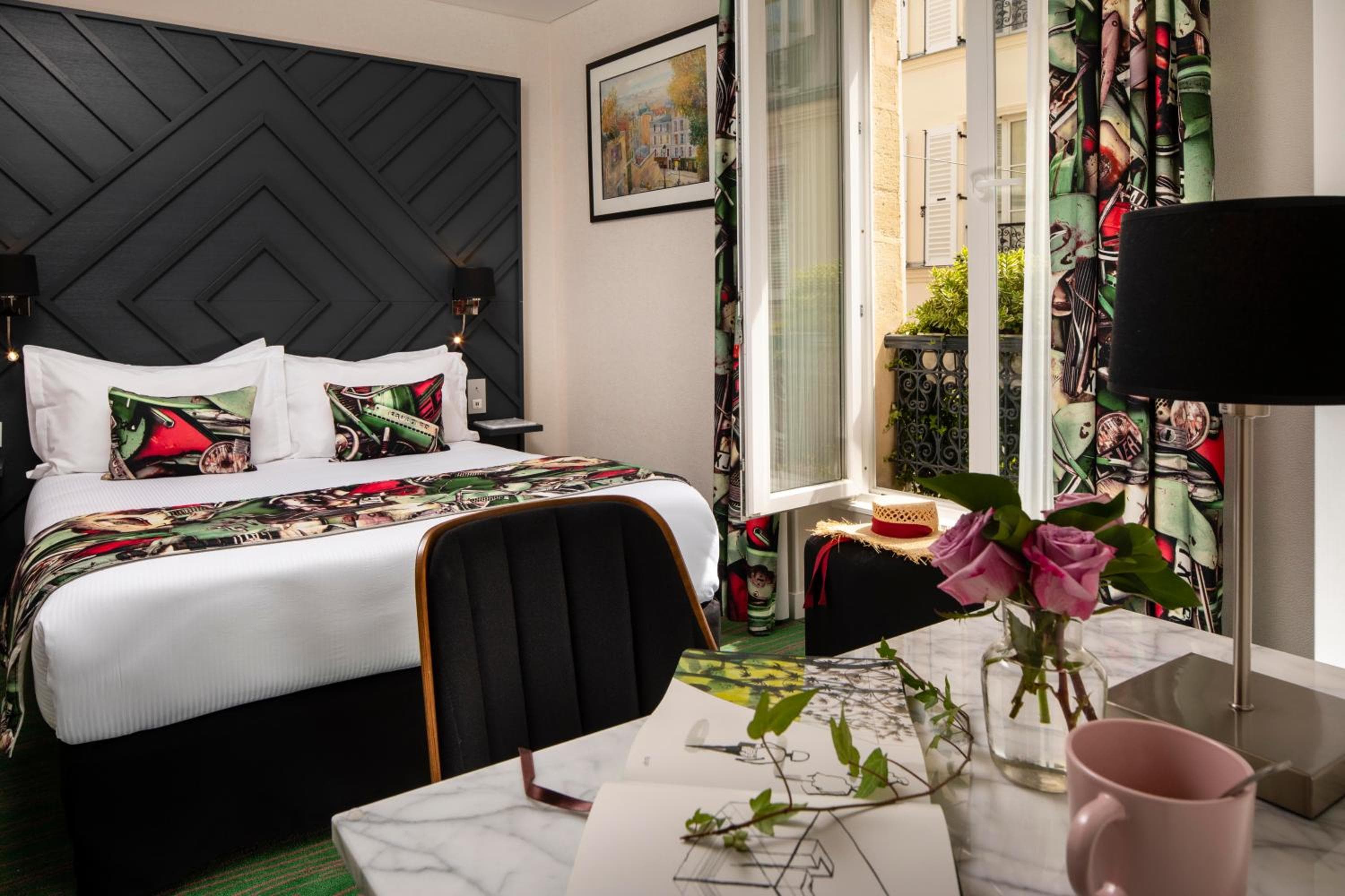 Hotel des Arts Montmartre — 17