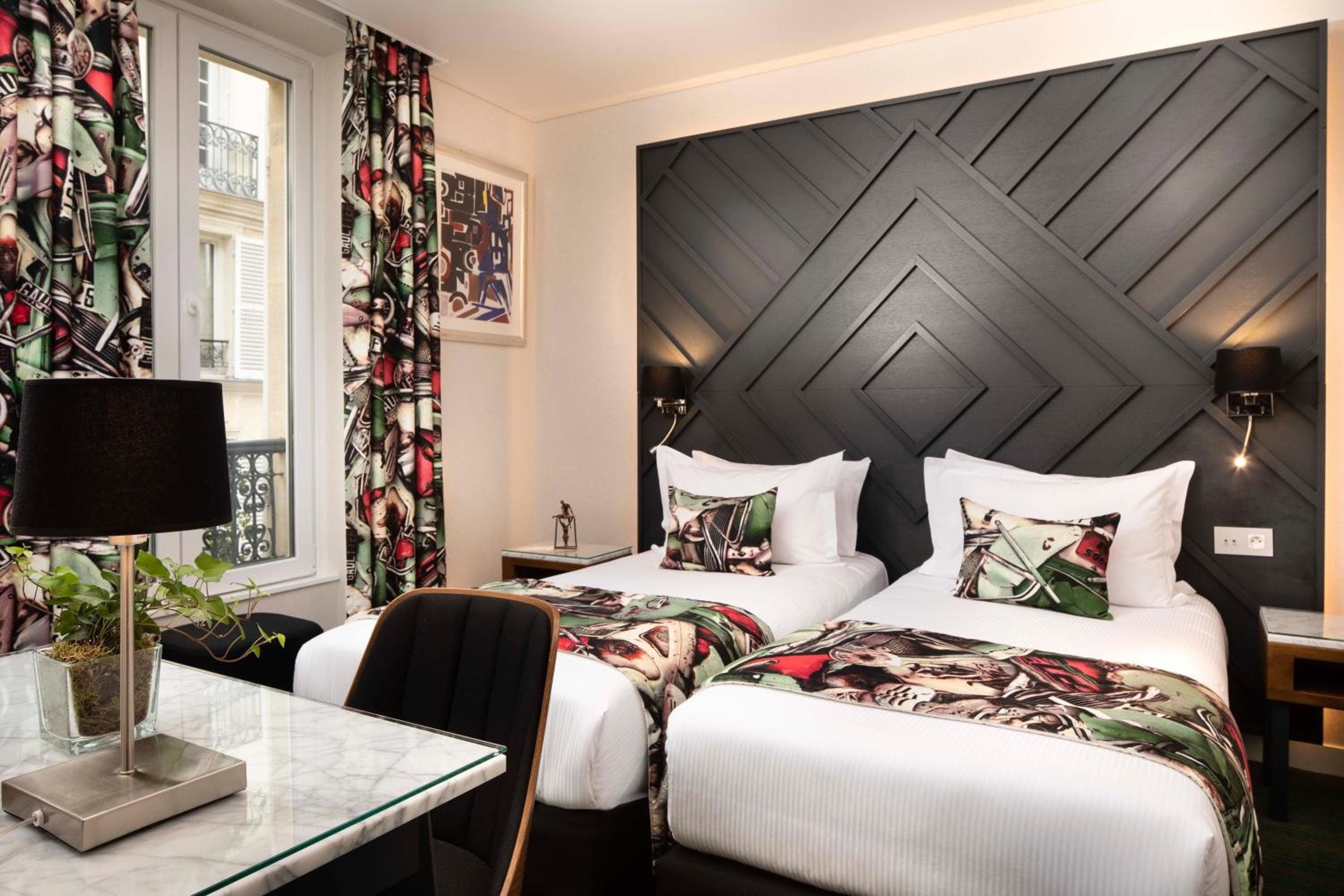 Hotel des Arts Montmartre — 6