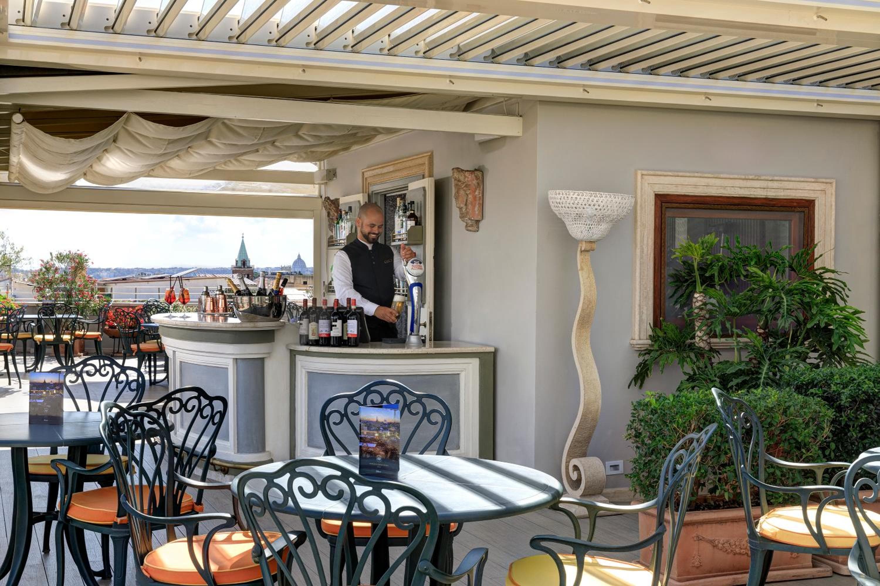 Marcella Royal Hotel - Rooftop Garden — 23