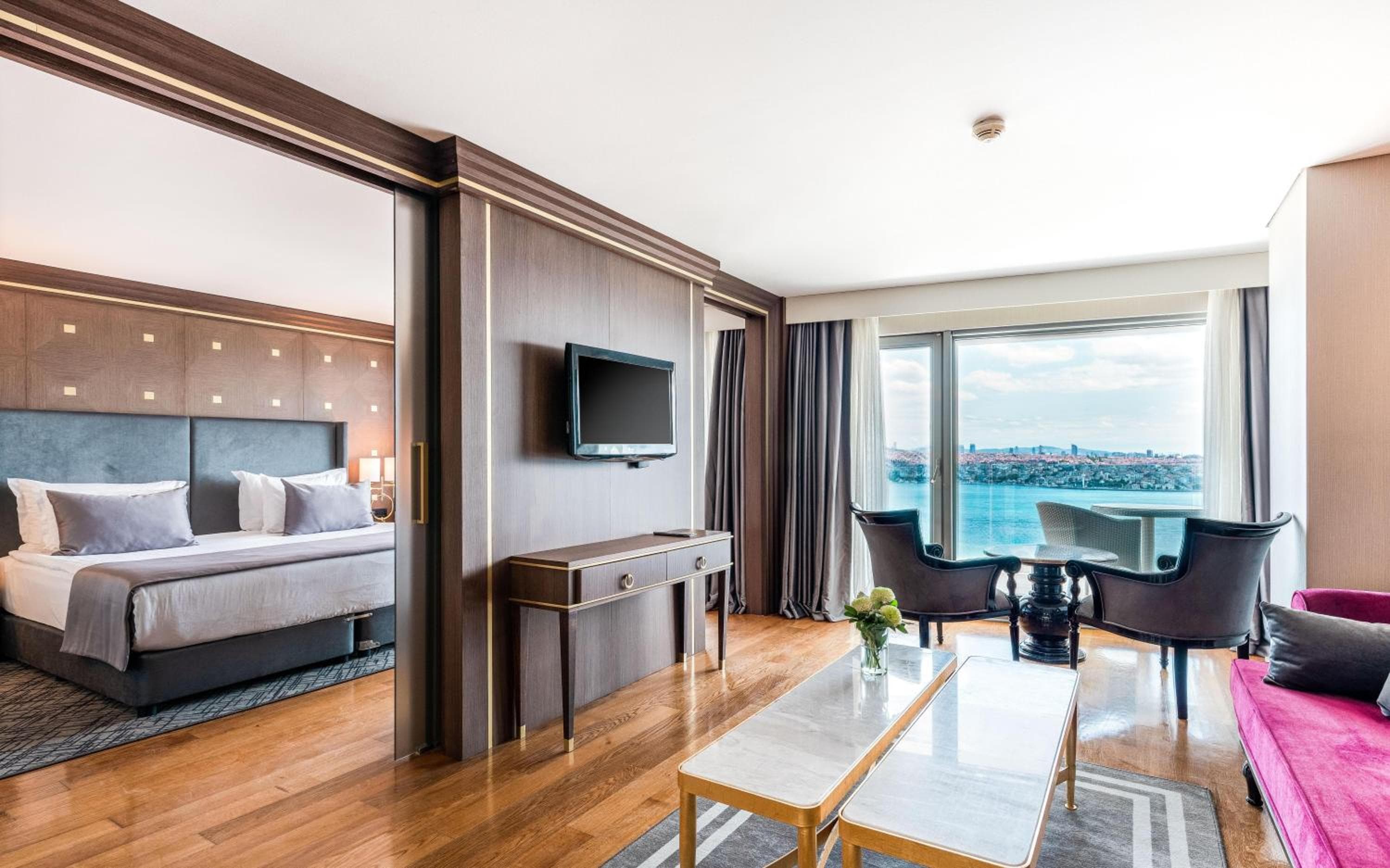 Opera Hotel Bosphorus - Preferred Hotels and Resorts — 26