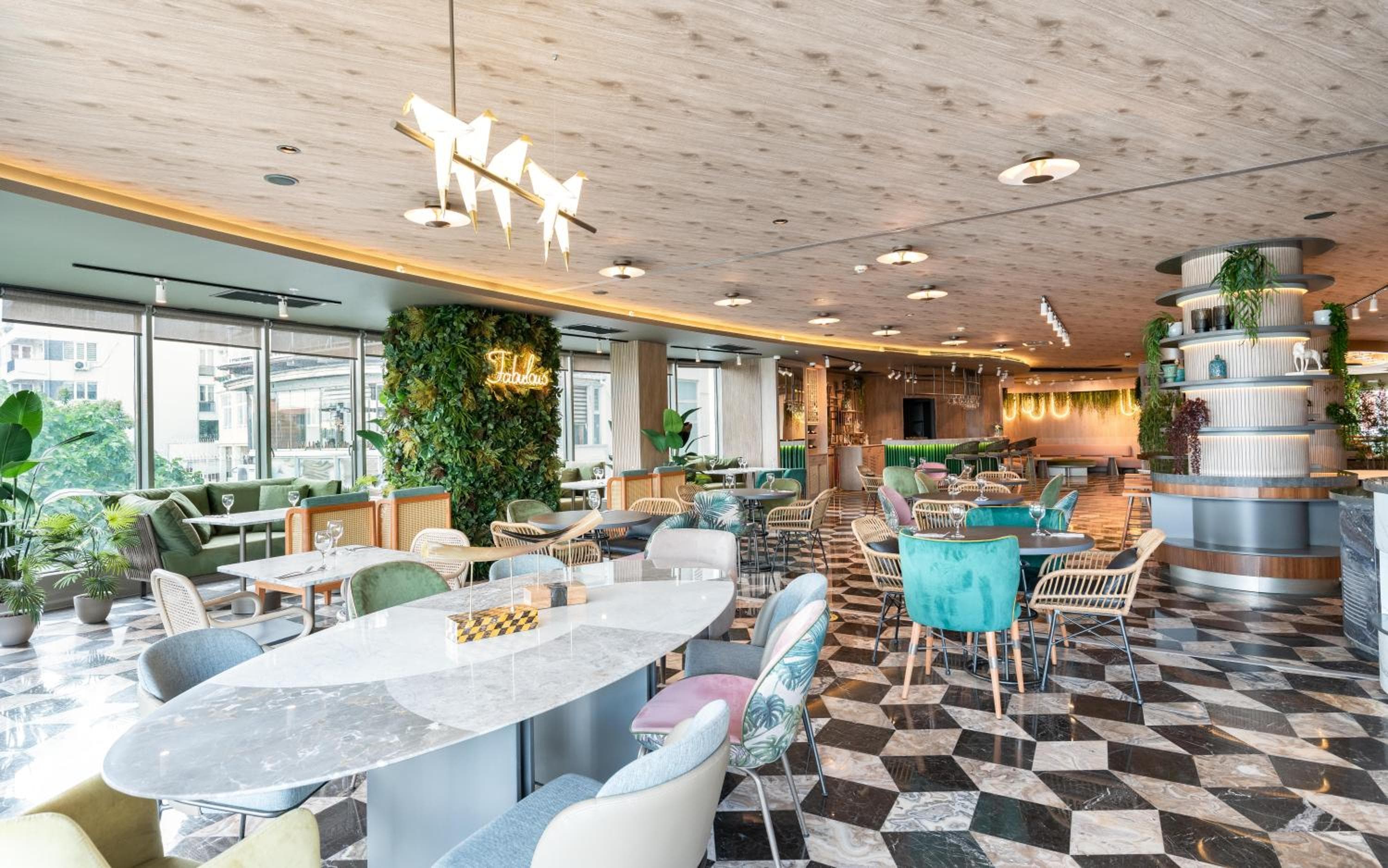 Opera Hotel Bosphorus - Preferred Hotels and Resorts — 18