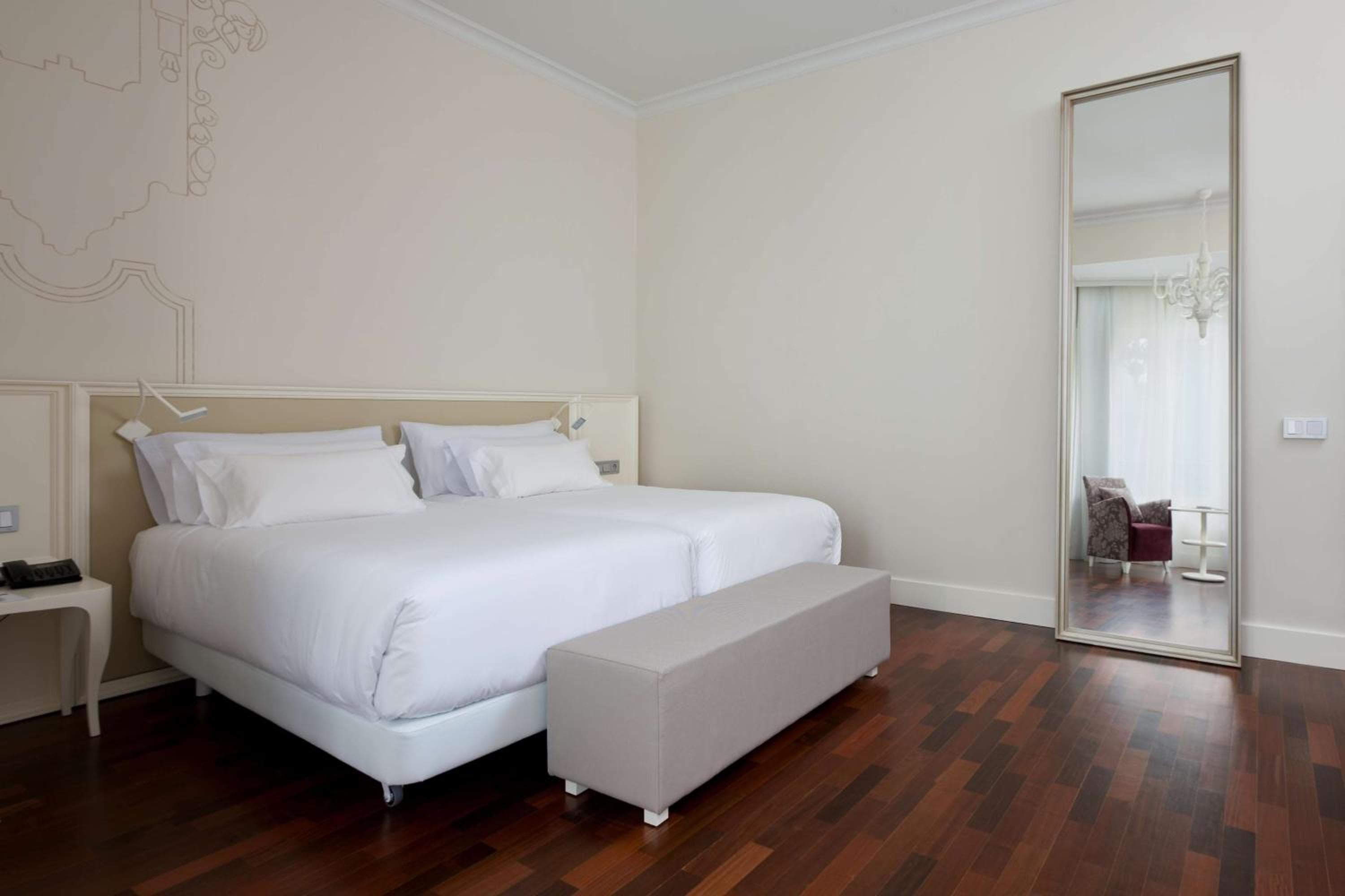 NH Collection Madrid Abascal — 6