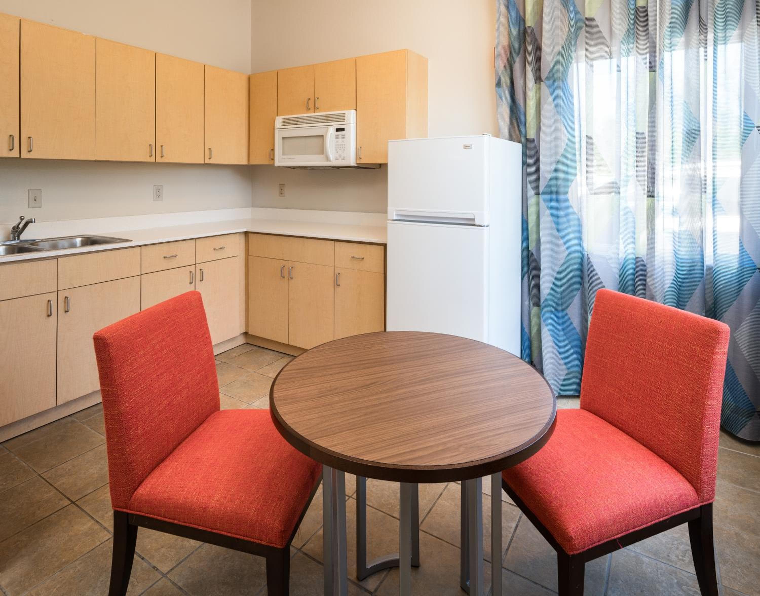 Holiday Inn Express & Suites Orlando International Airport, un hotel IHG — 5