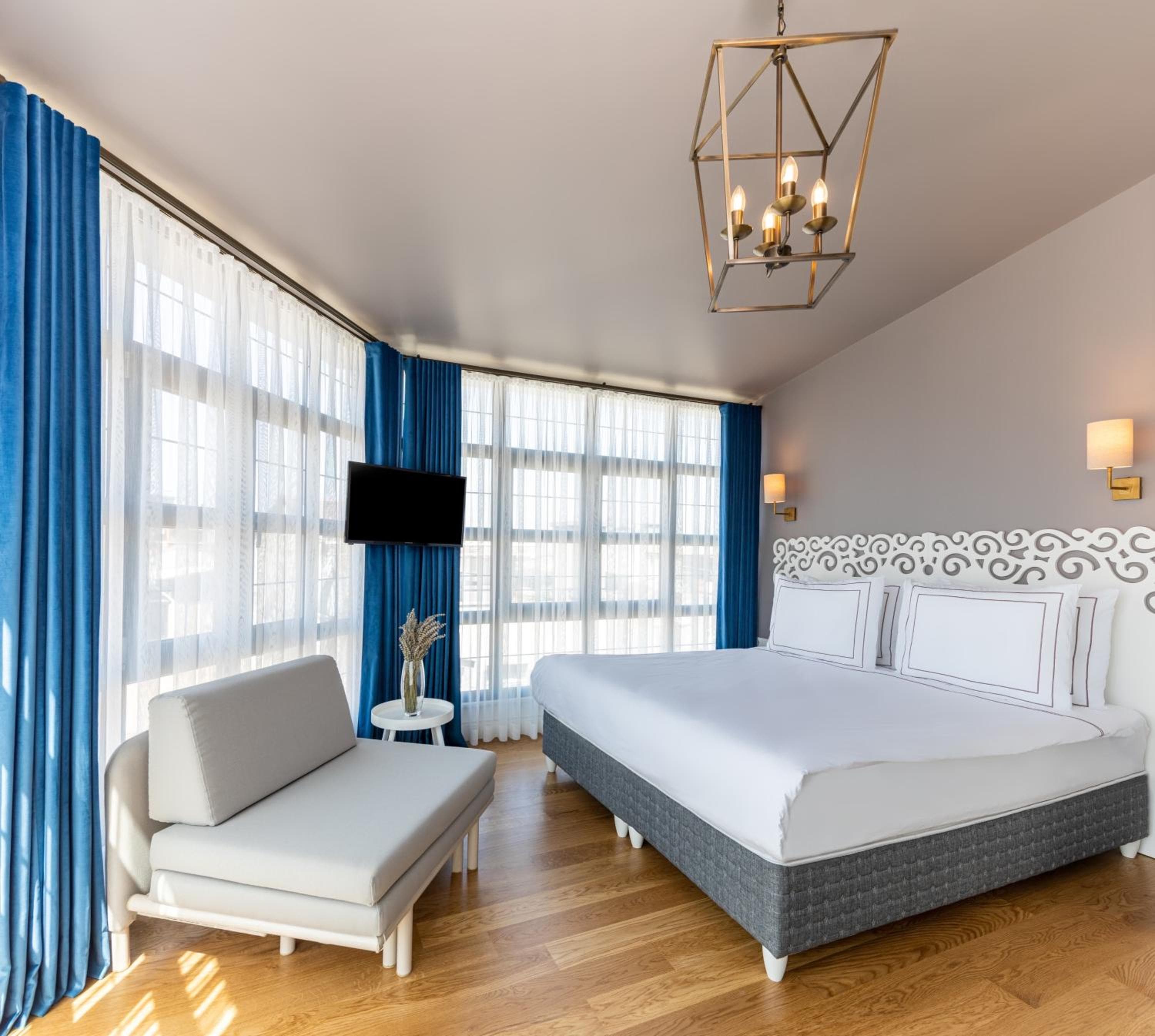 Petros Hotel — 15