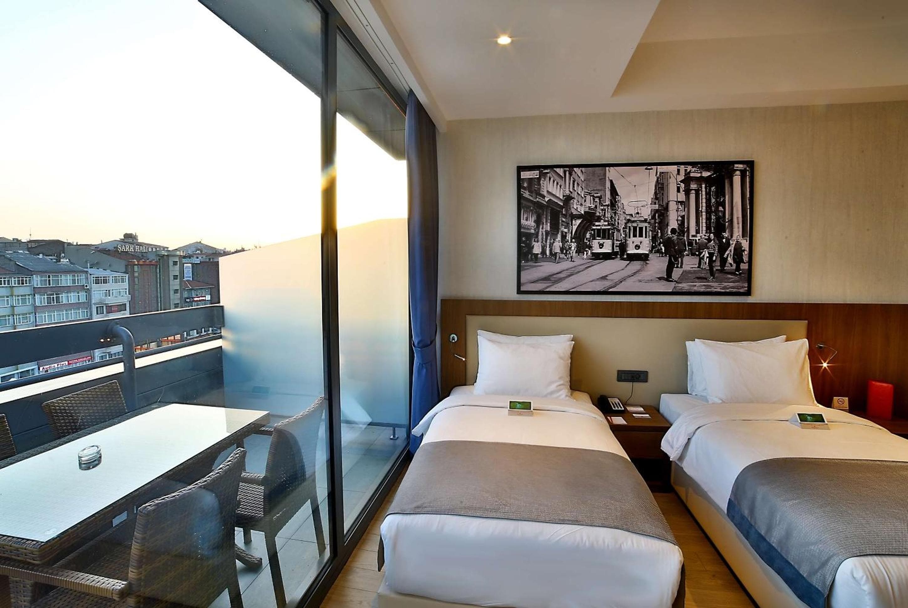 Ramada by Wyndham Istanbul Old City — 9