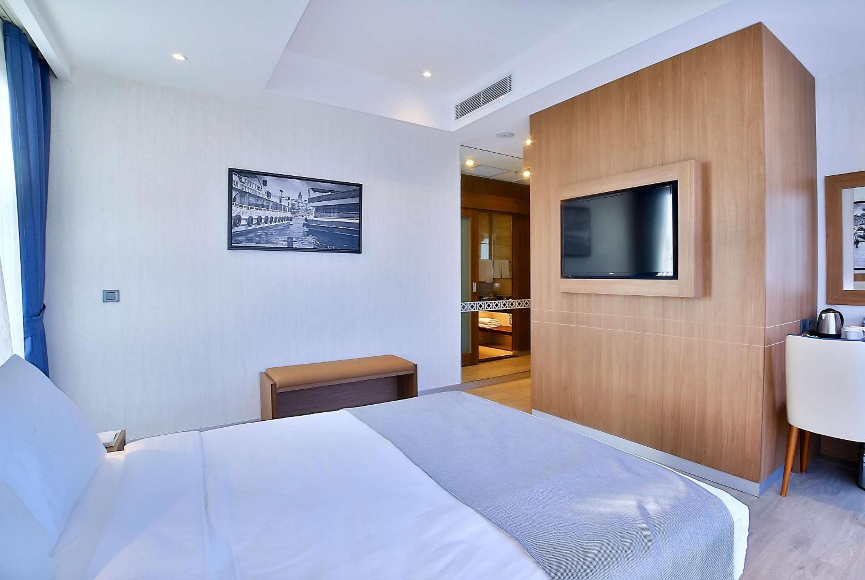Ramada by Wyndham Istanbul Old City — 27