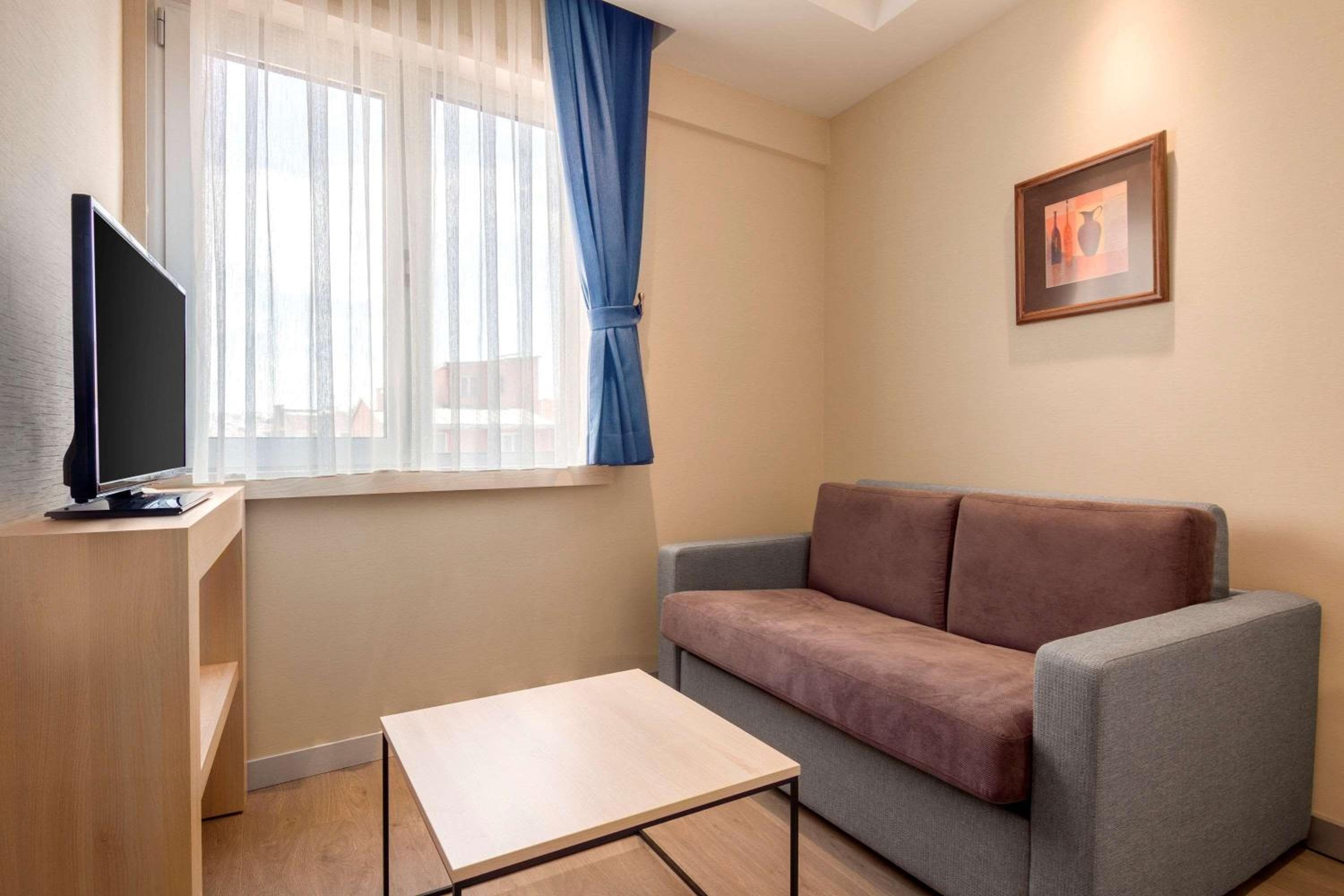 Ramada by Wyndham Istanbul Old City — 23