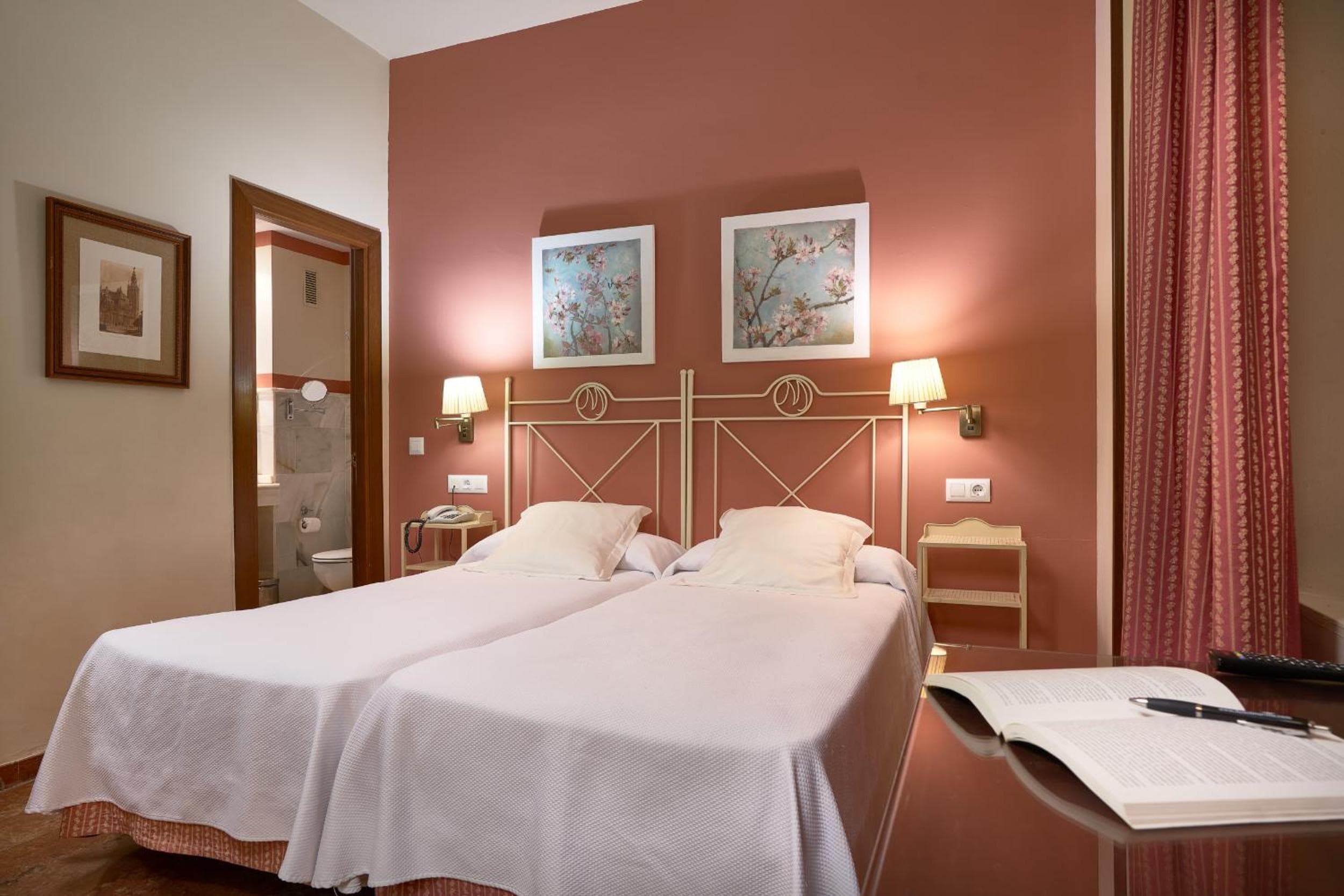 Hotel Murillo — 8