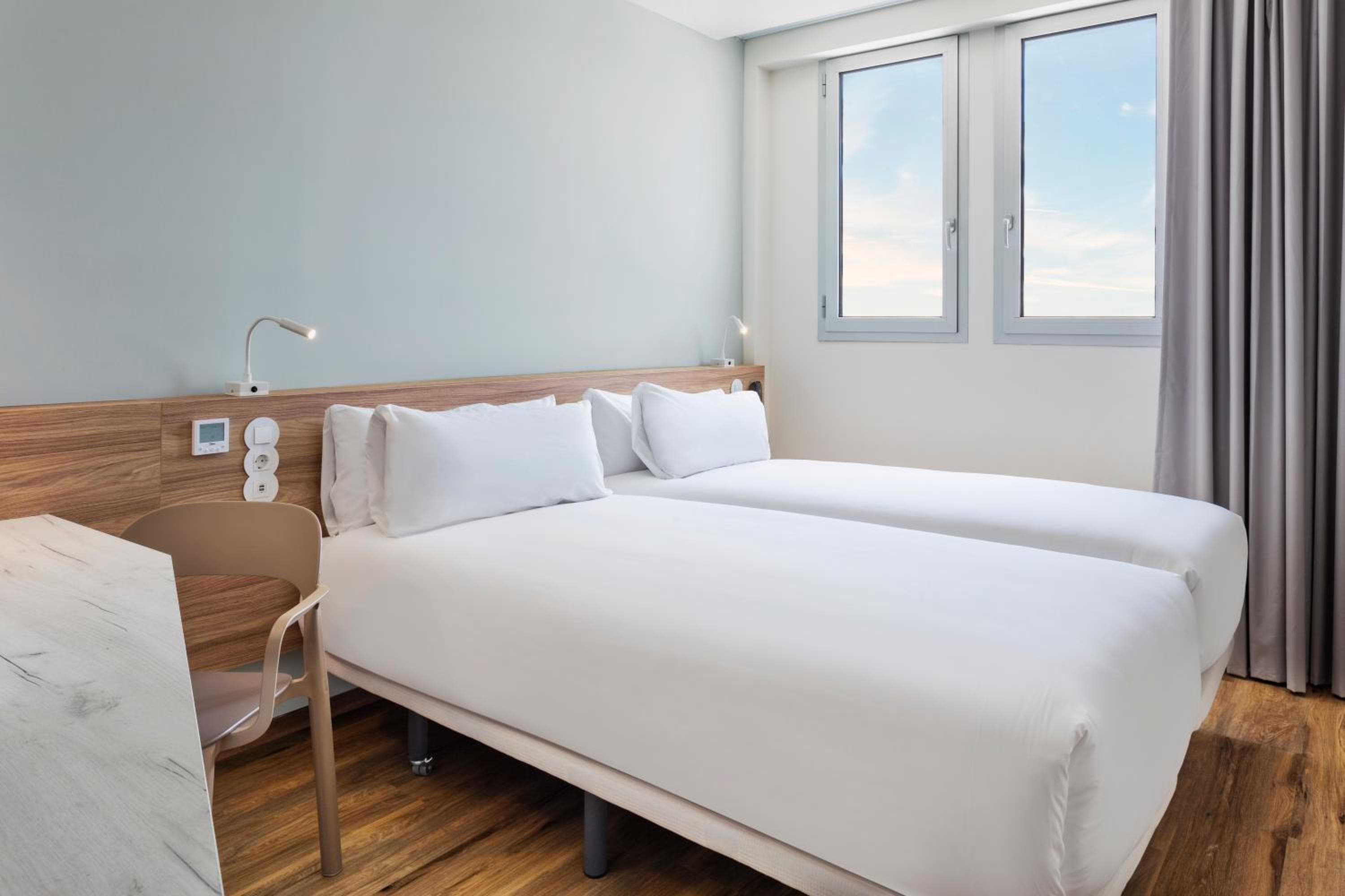 B&B HOTEL Lissabon Flughafen — 10