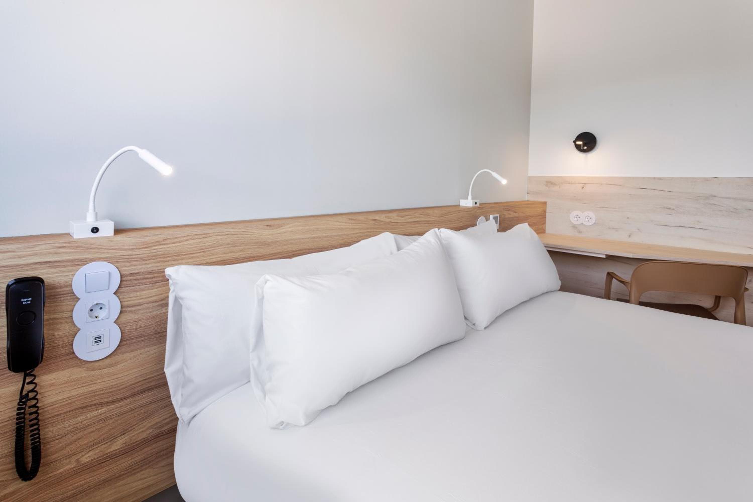 B&B HOTEL Lissabon Flughafen — 14