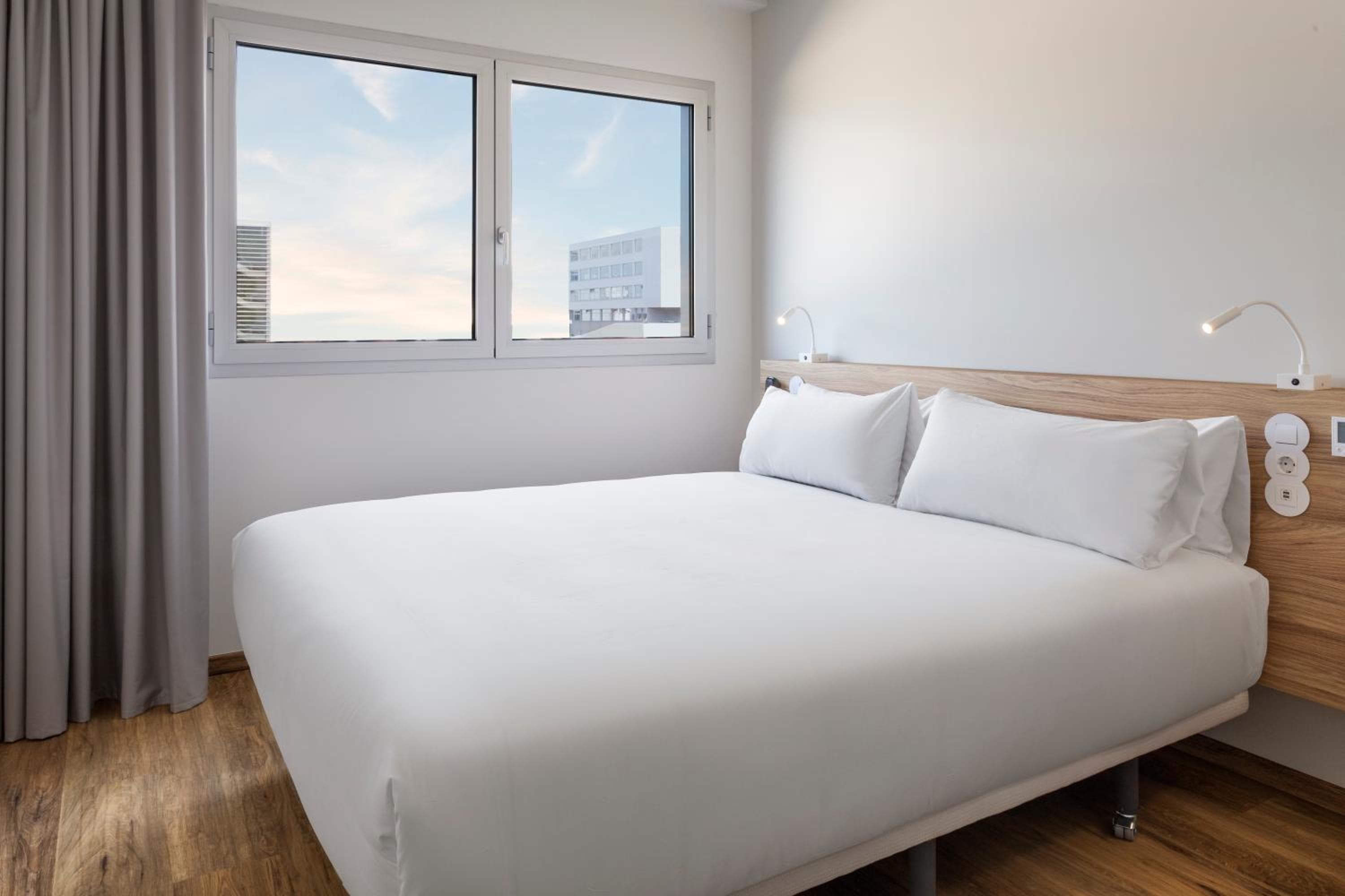 B&B HOTEL Lisboa Aeroporto — 24