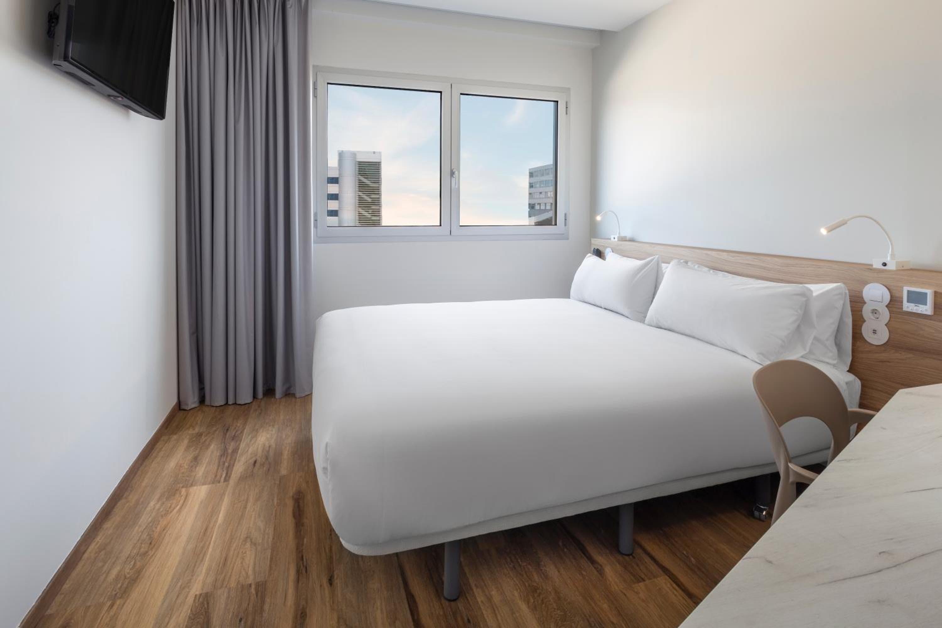 B&B HOTEL Lissabon Flughafen — 15