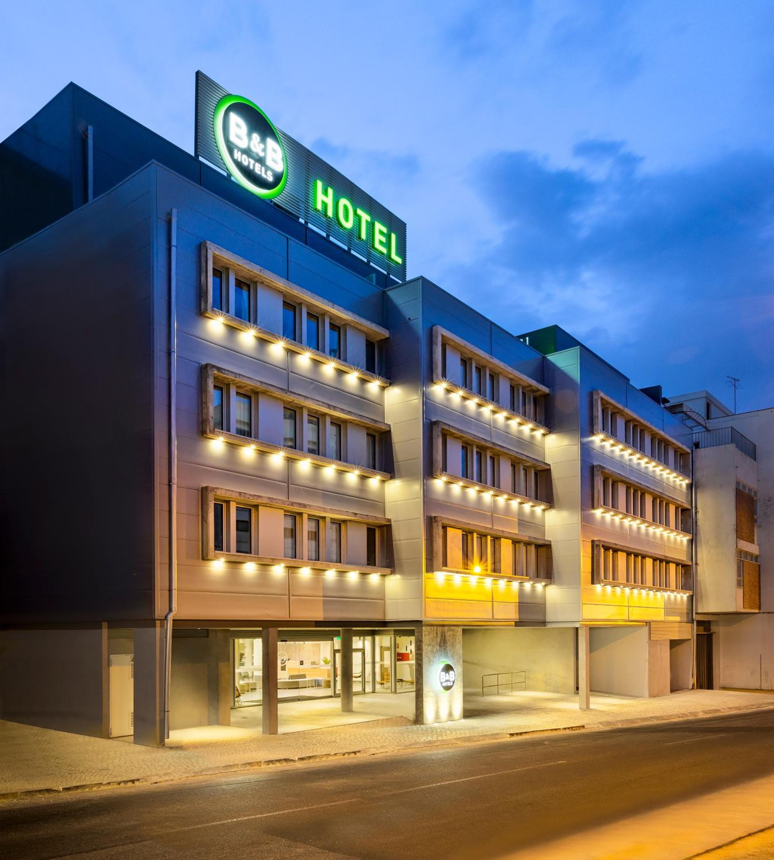 B&B HOTEL Lissabon Flughafen — 1