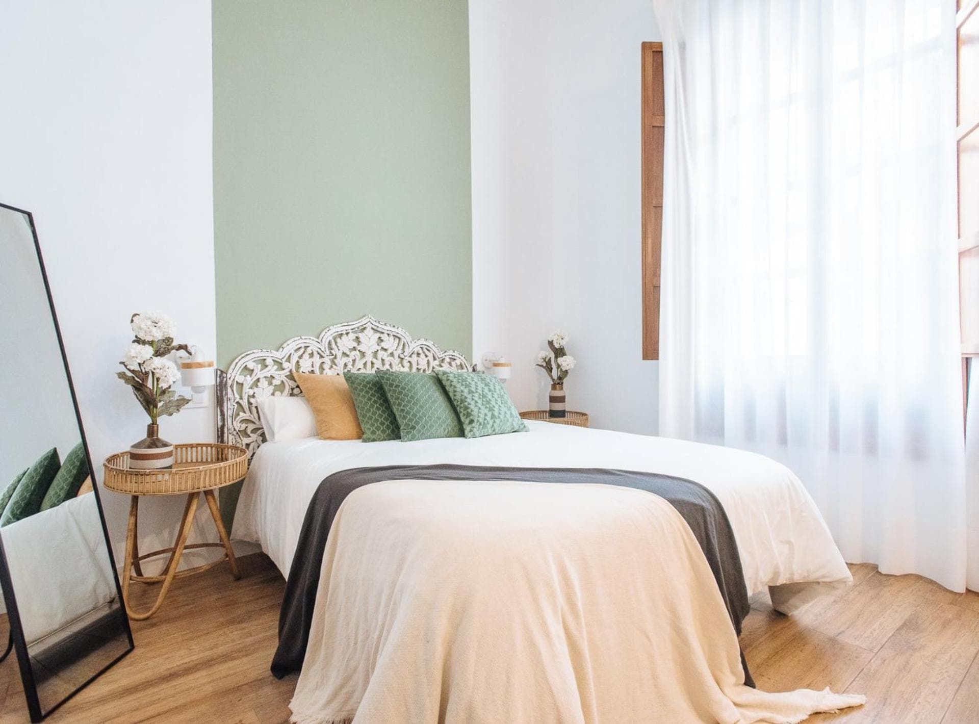 Lola de Triana Apartments — 15