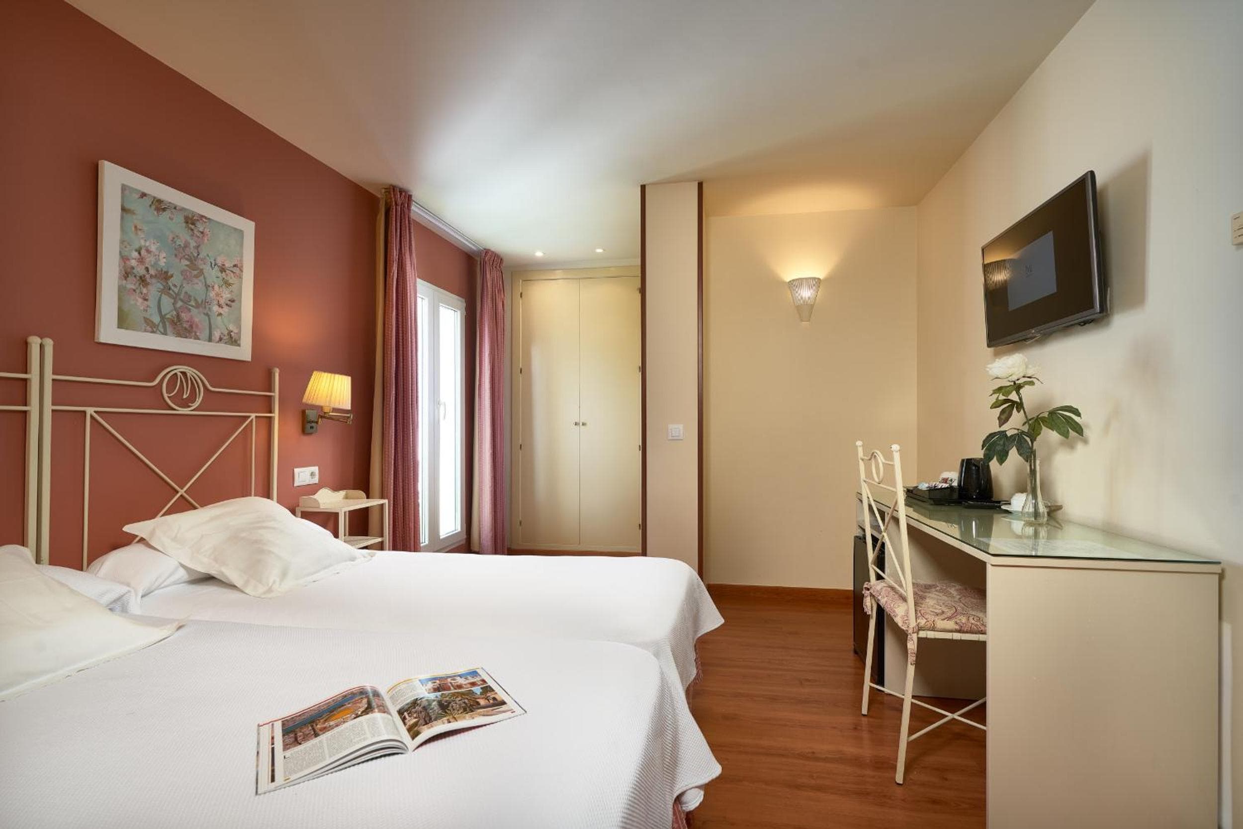 Hotel Murillo — 2
