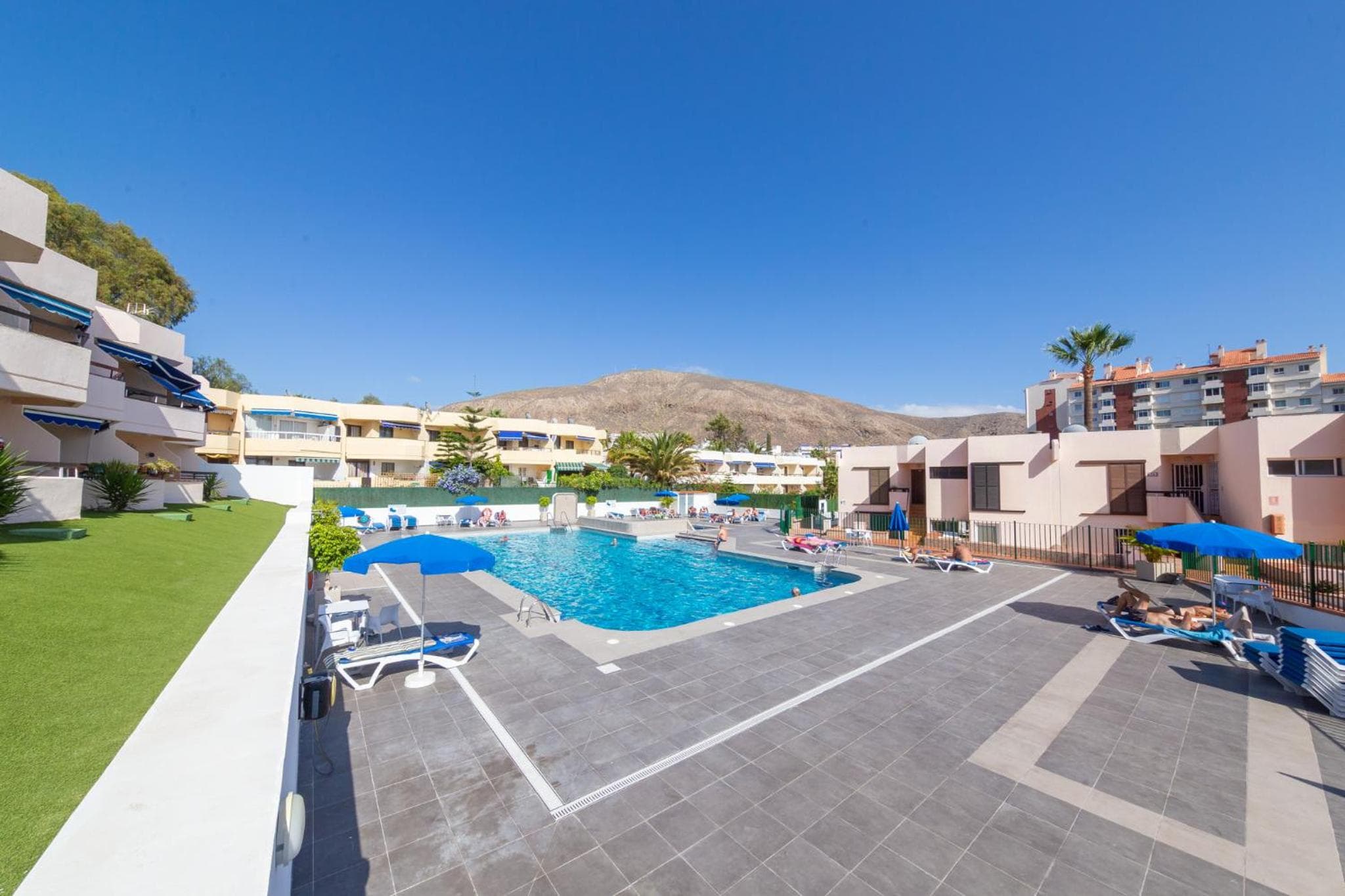 Apartamento en Sur y sol Los Cristianos — 1