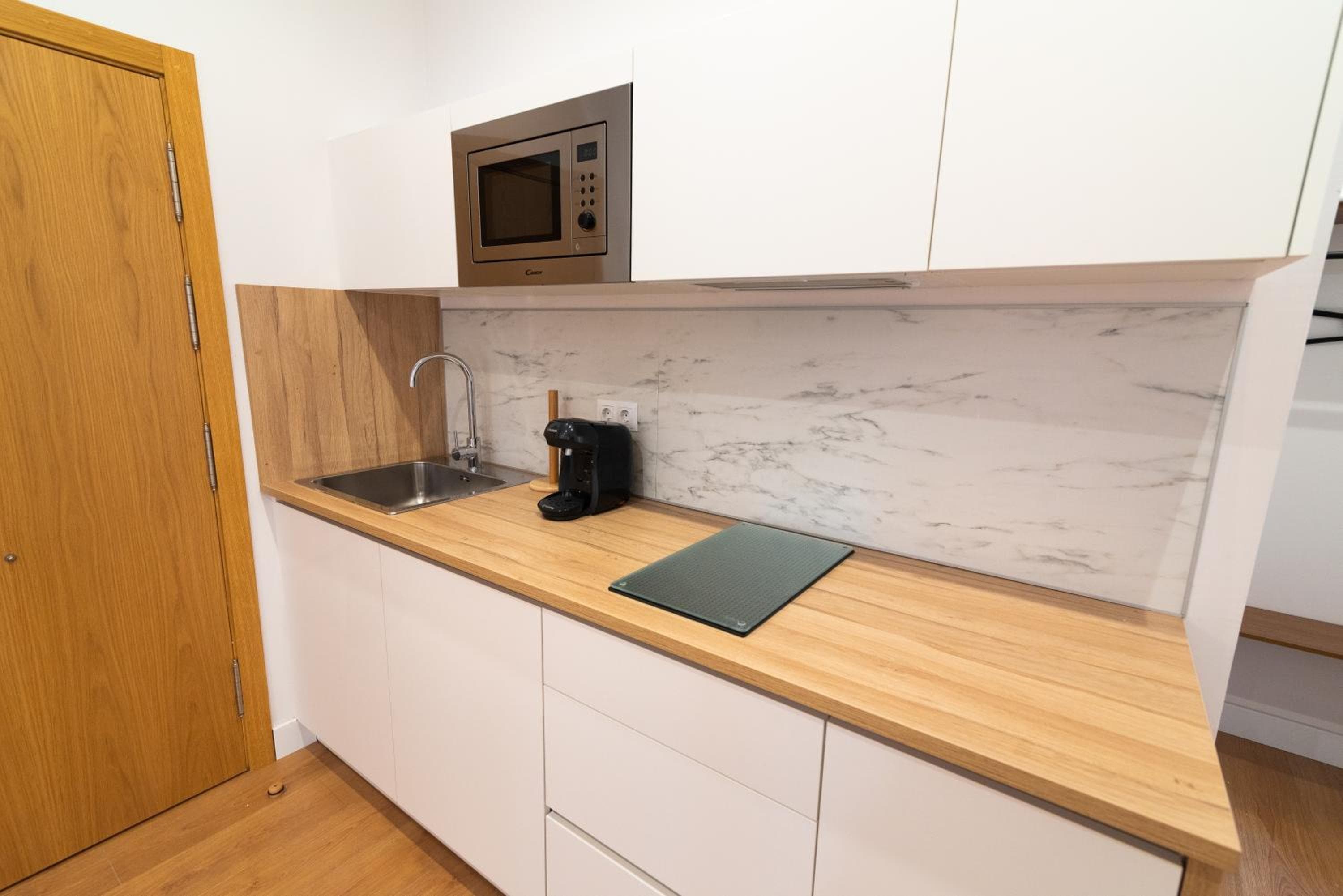 Chinitas Santos Apartments — 27
