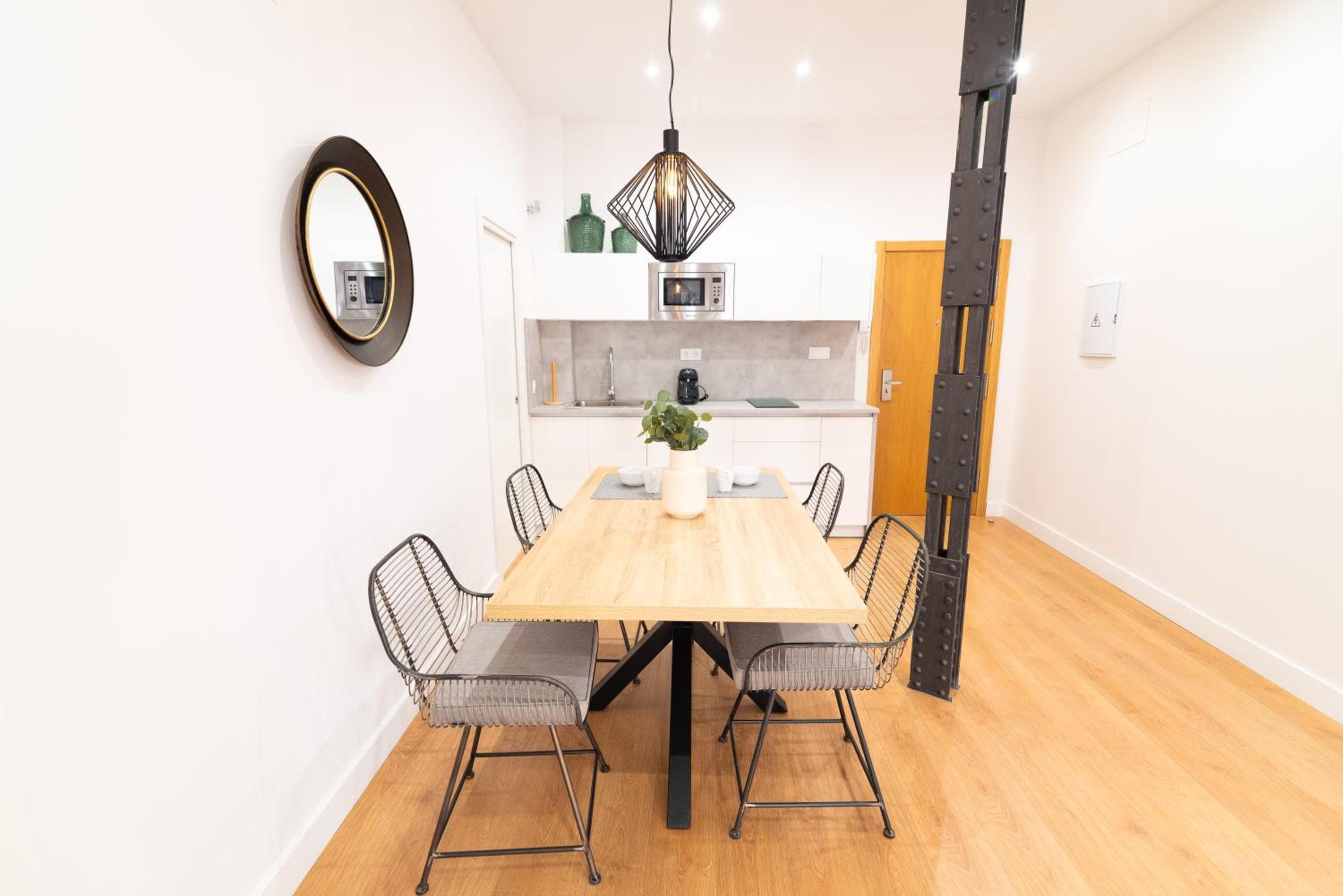Chinitas Santos Apartments — 18