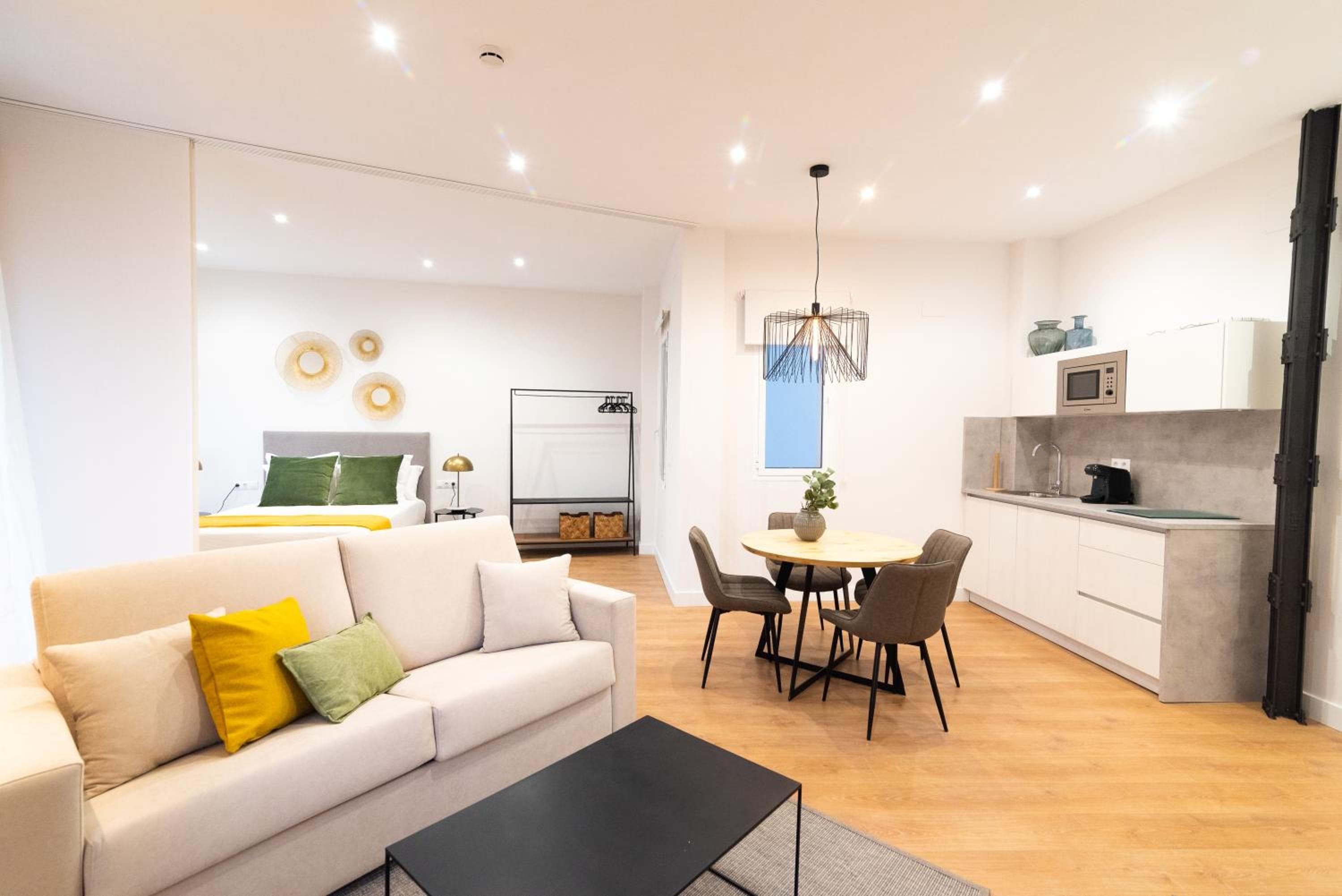 Chinitas Santos Apartments — 10