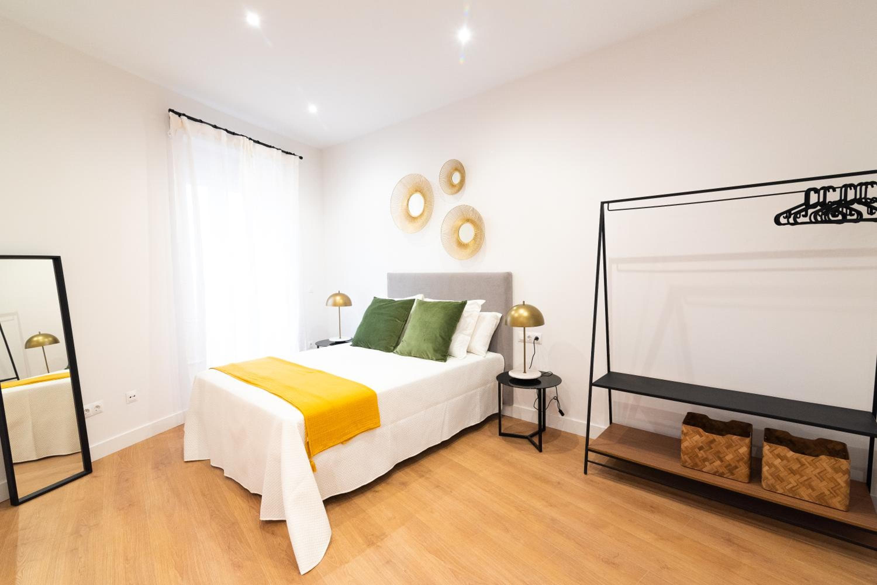 Chinitas Santos Apartments — 28