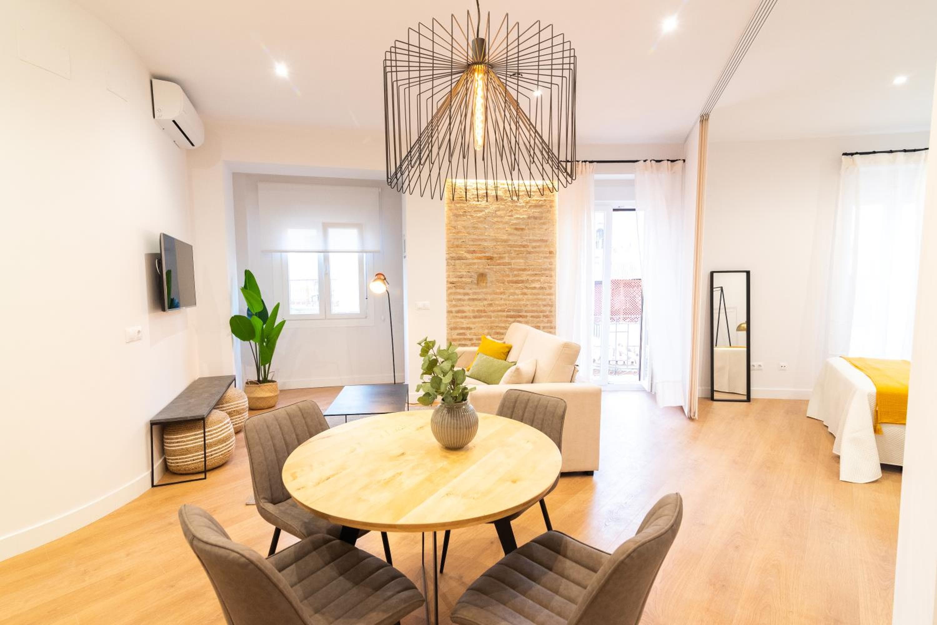 Chinitas Santos Apartments — 19