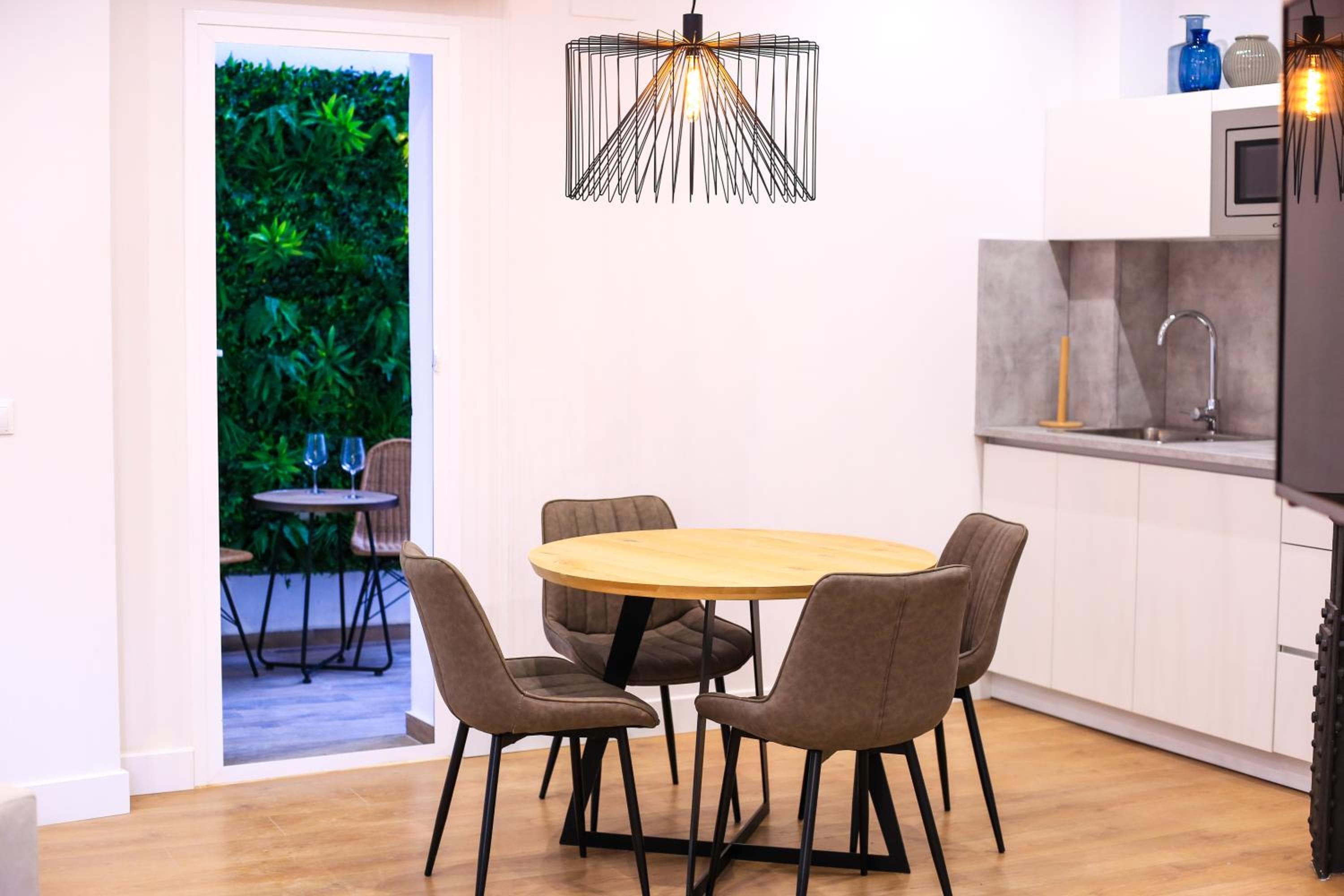 Chinitas Santos Apartments — 7