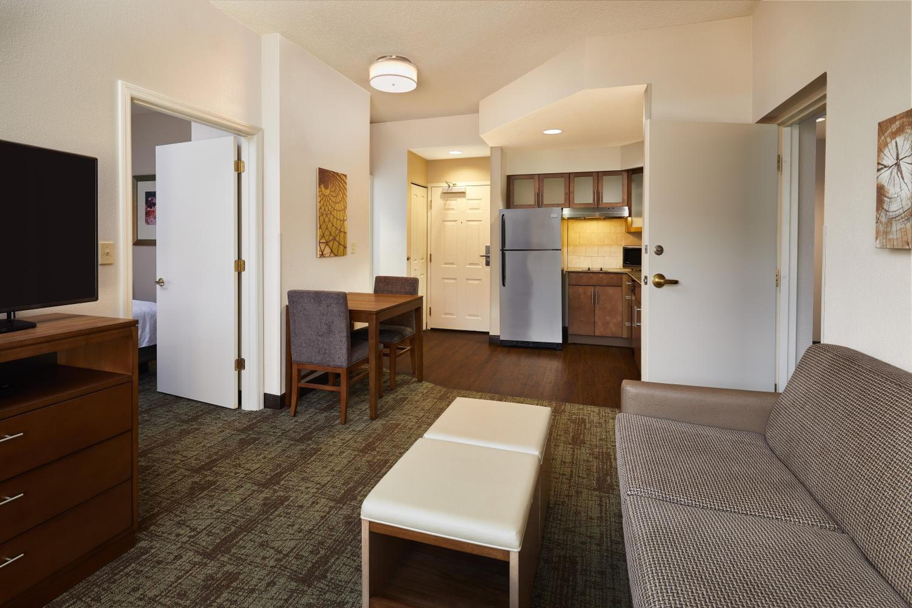 Staybridge Suites Orlando South, ein IHG Hotel — 27