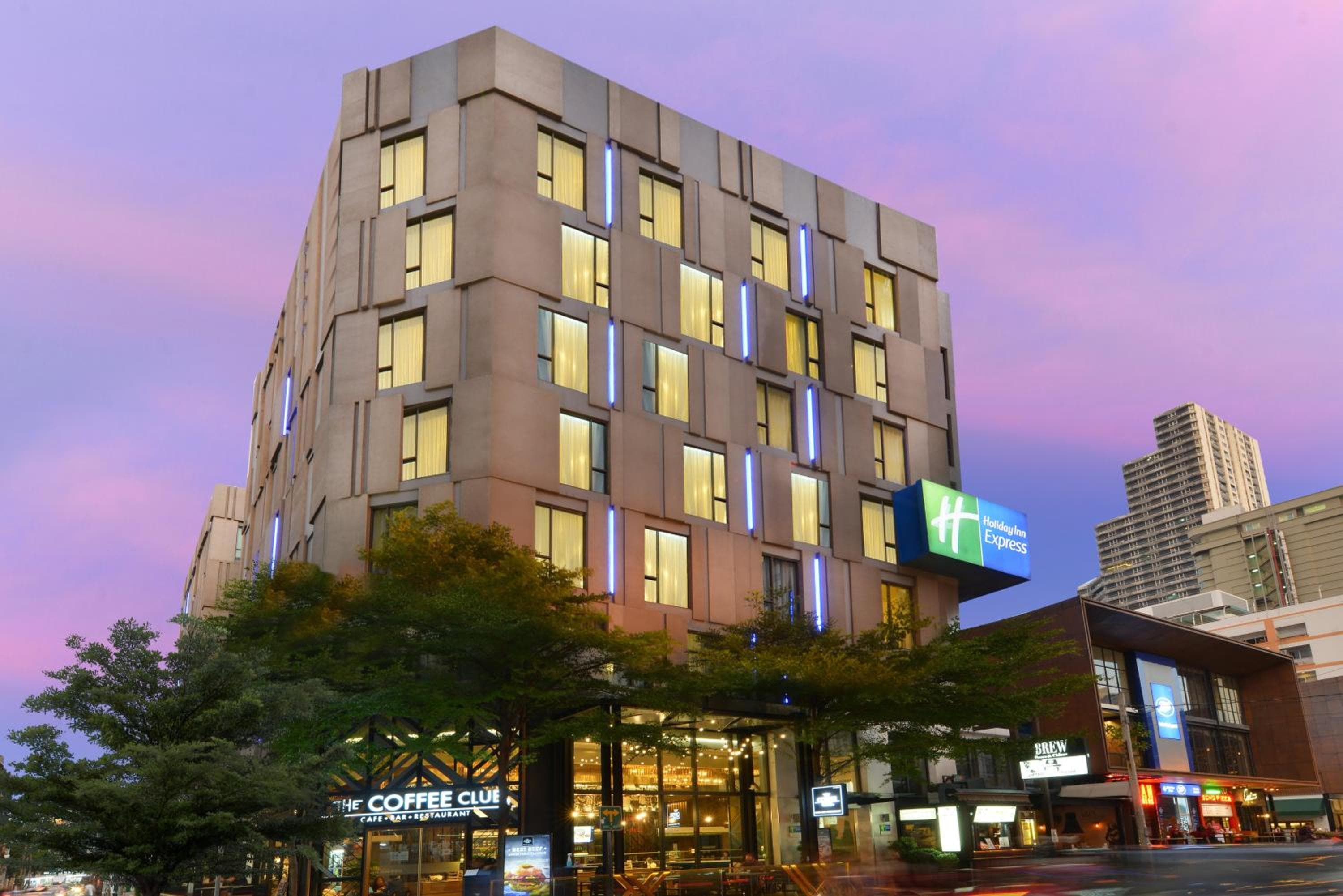 Holiday Inn Express Bangkok Sukhumvit 11, un hotel IHG — 1