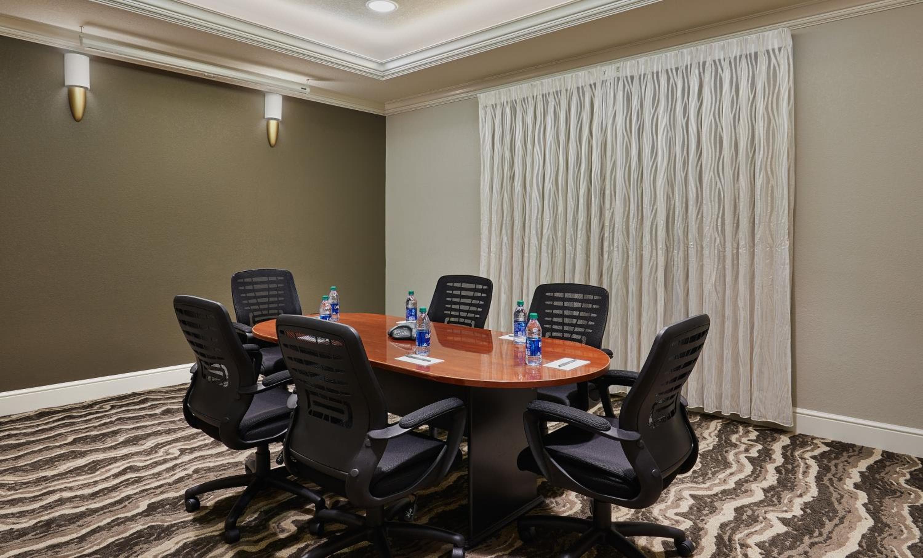 Staybridge Suites Orlando South, ein IHG Hotel — 8