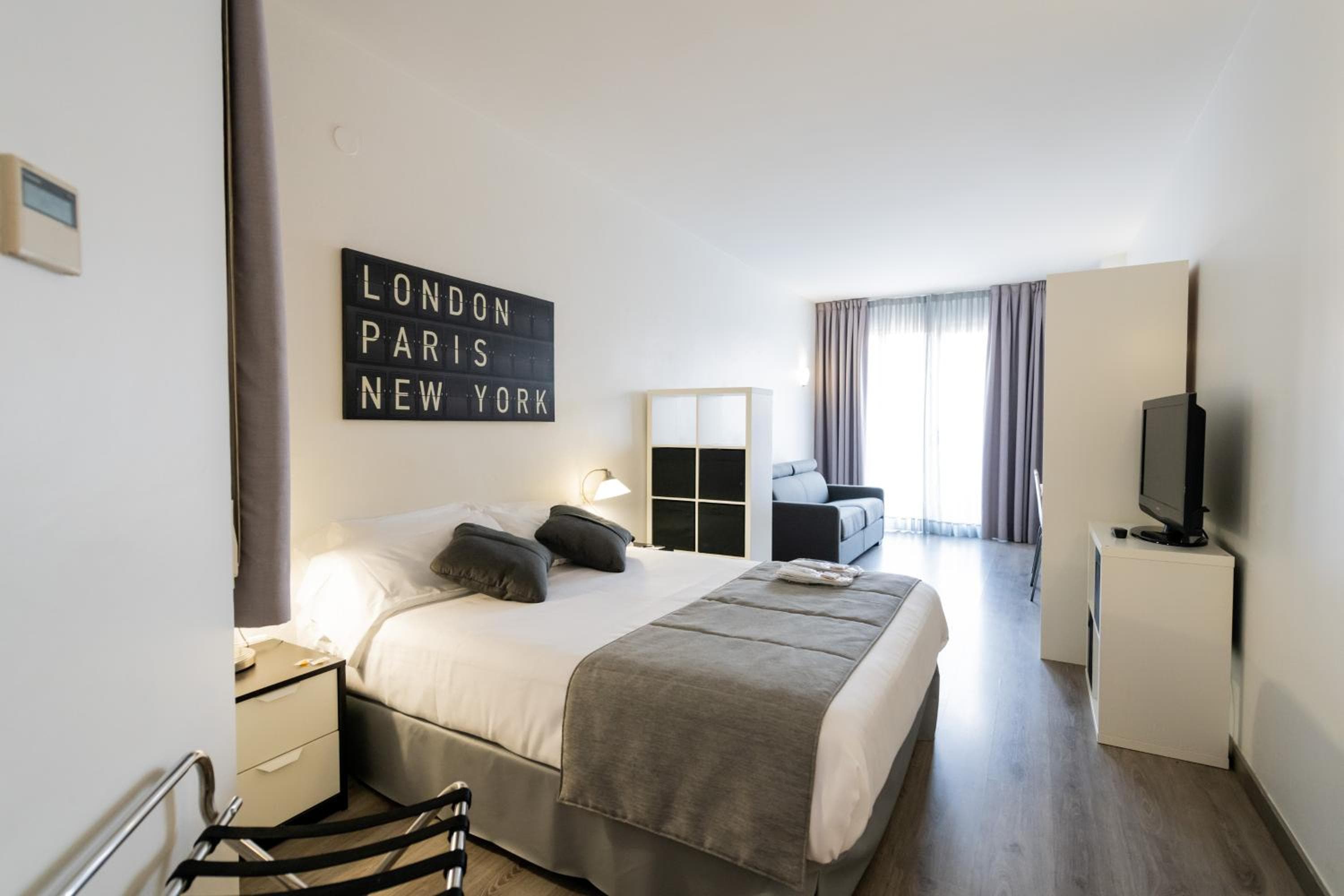 Aparthotel Atenea Calabria — 13