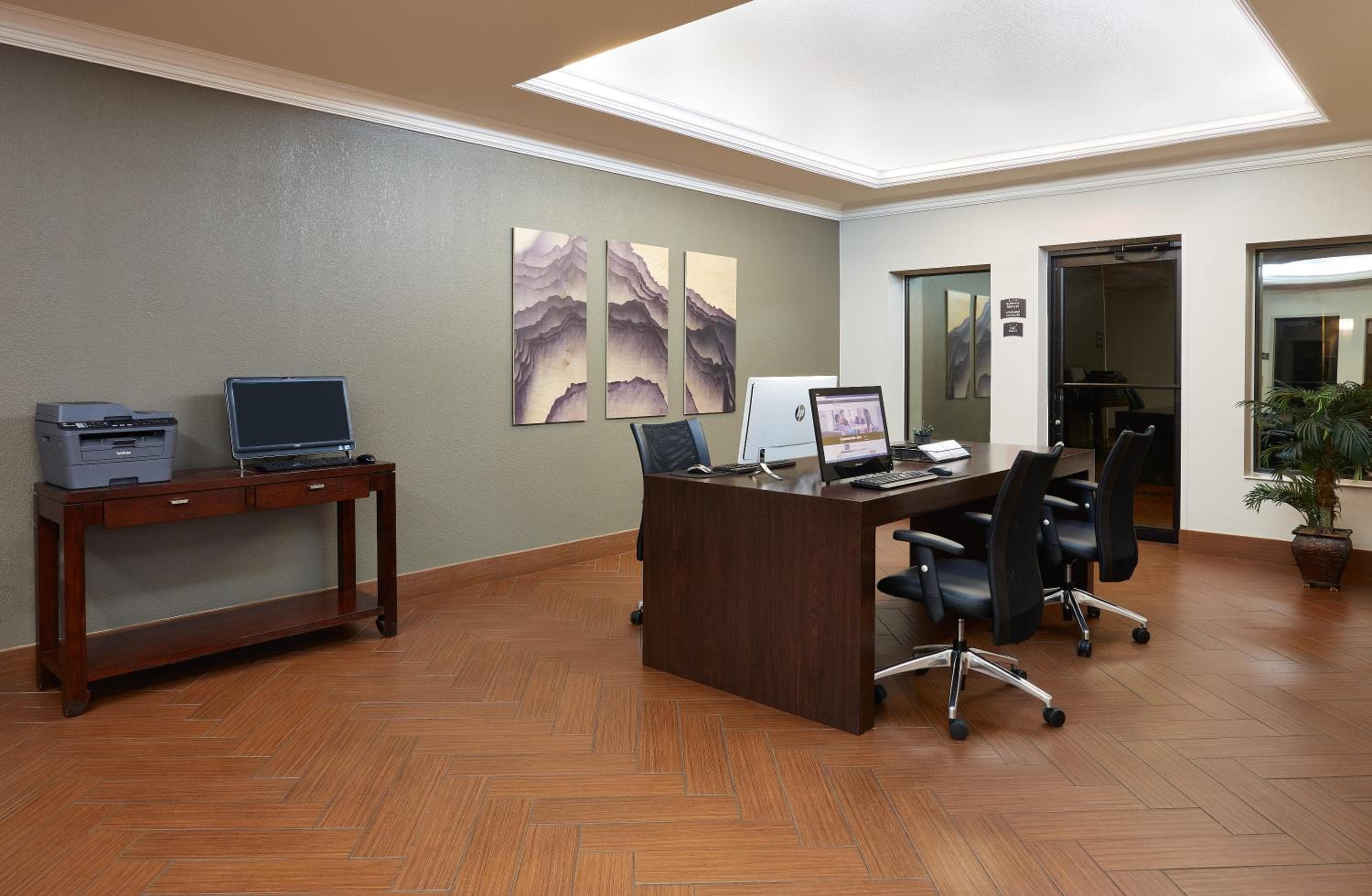 Staybridge Suites Orlando South, ein IHG Hotel — 13