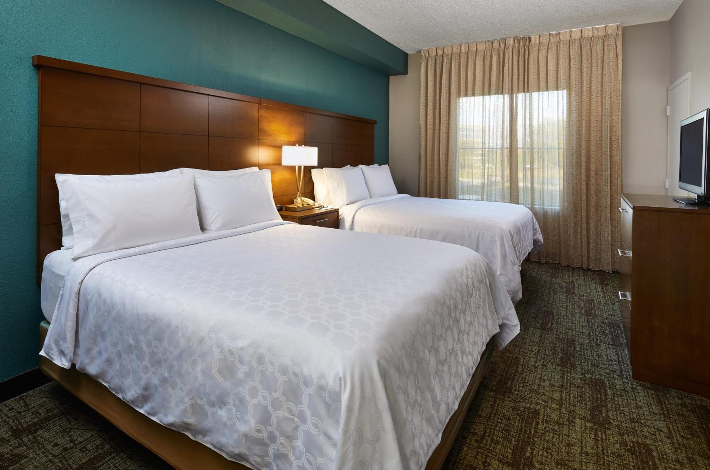 Staybridge Suites Orlando South by IHG — 4