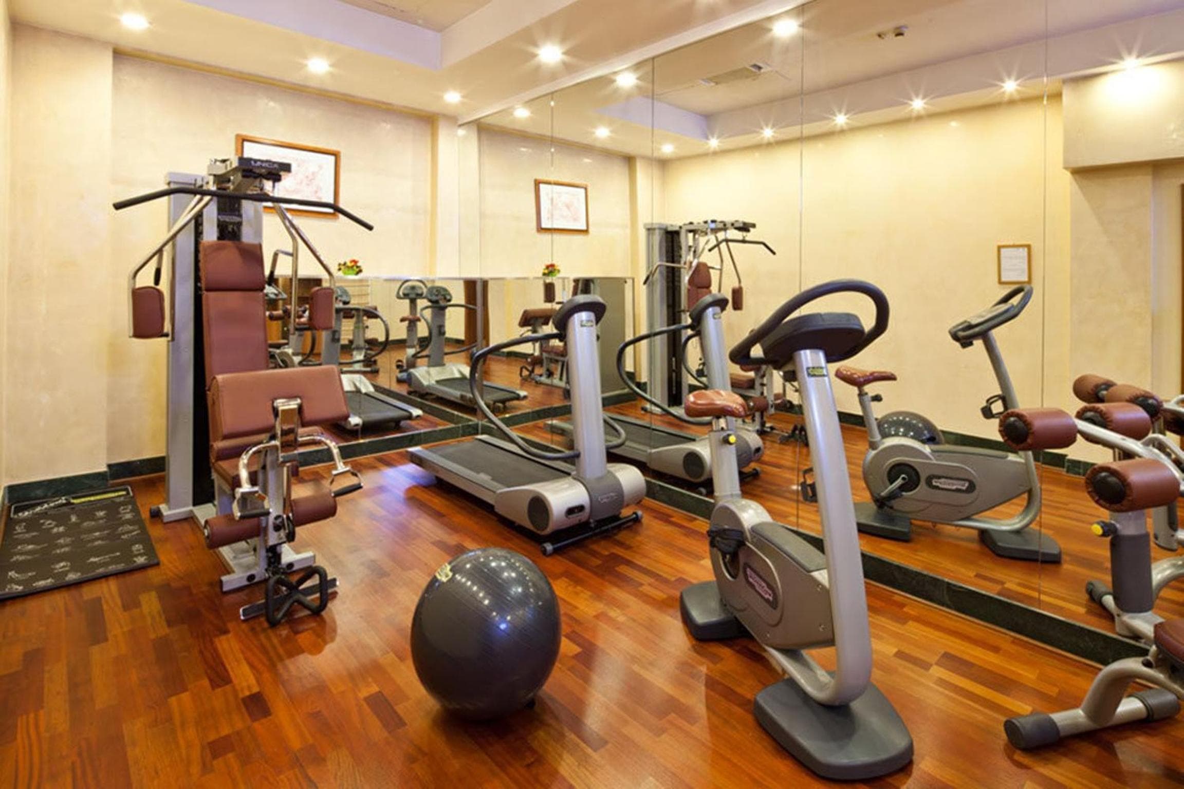 Hotel Mirage Sure Hotel Collection by Best Western — 22