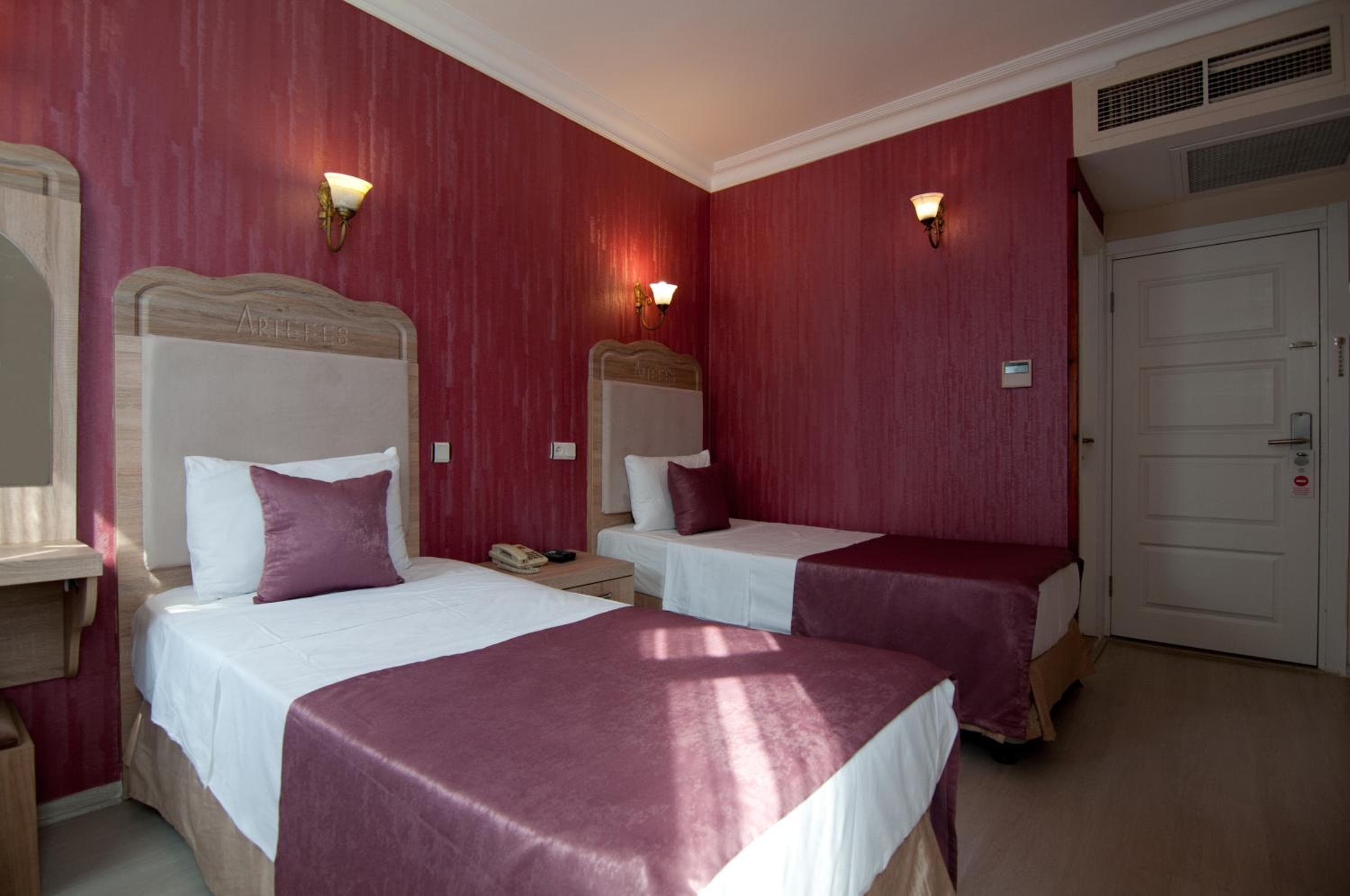 Artefes Hotel Old City& Spa — 19