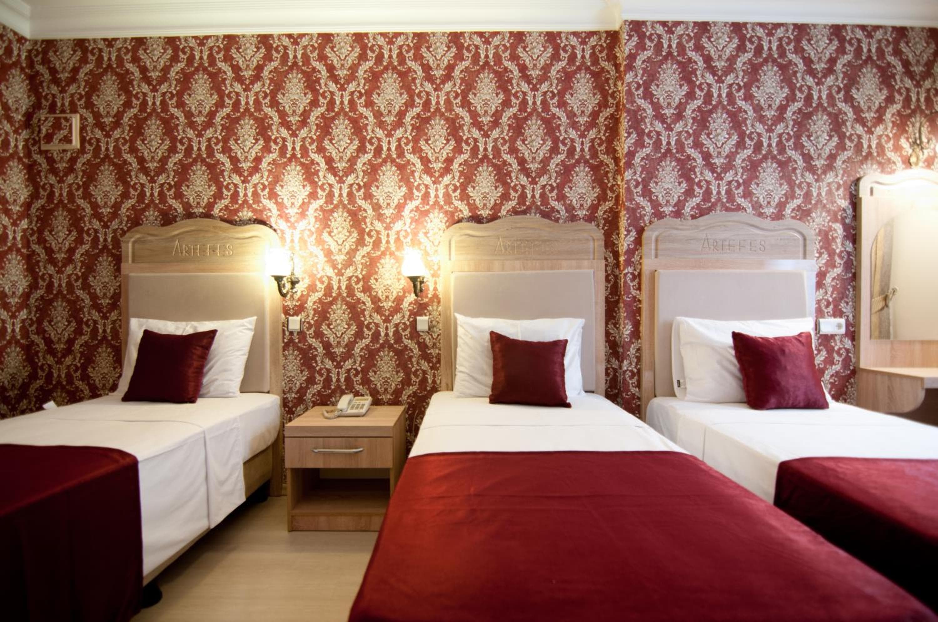 Artefes Hotel Ciudad Vieja — 19