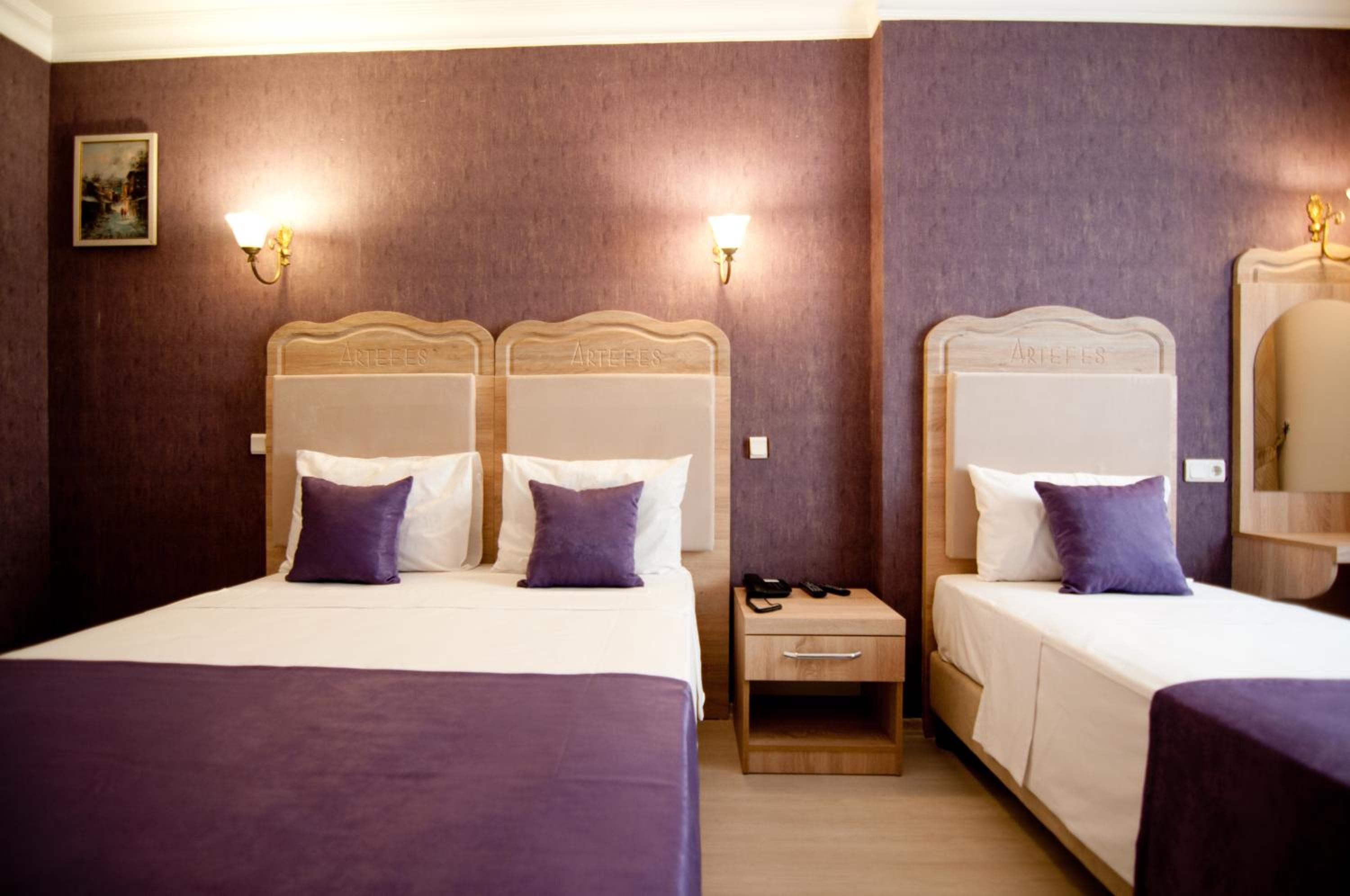 Artefes Hotel Ciudad Vieja — 15